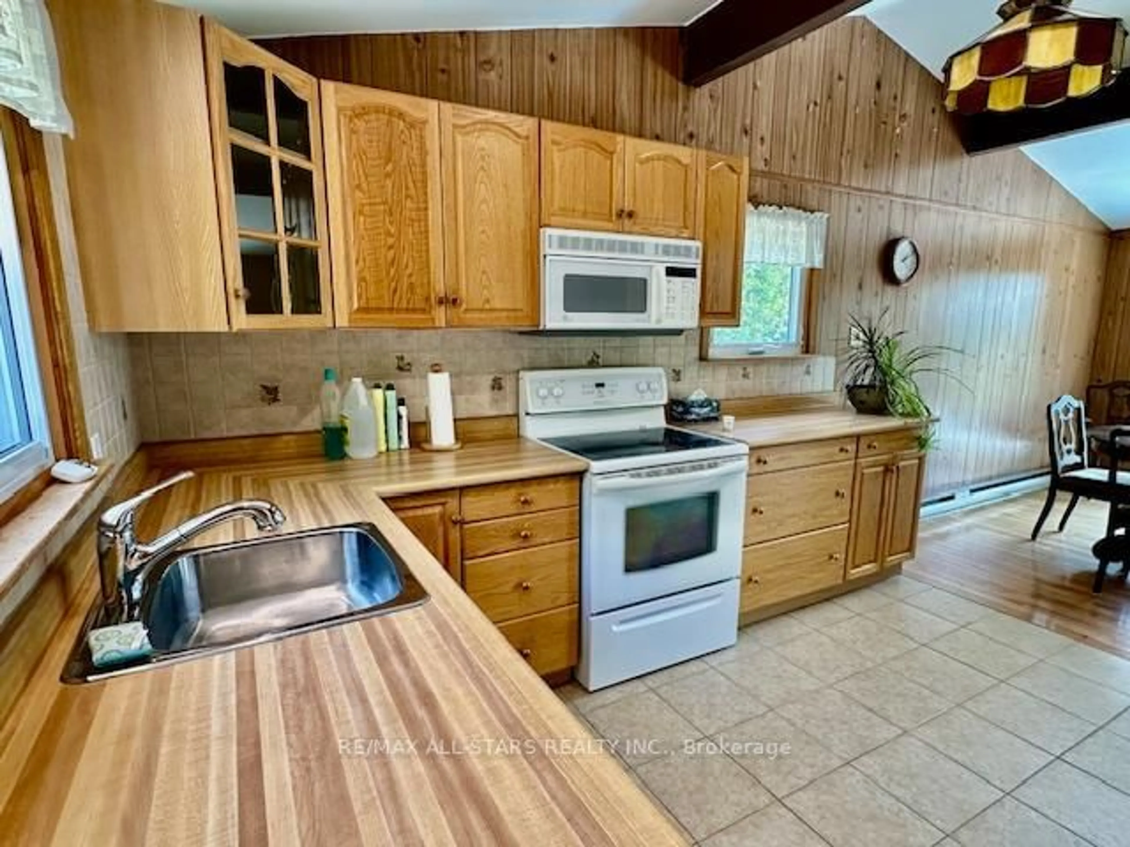 Standard kitchen, unknown for 1177 County Rd 36, Trent Lakes Ontario K0M 1A0