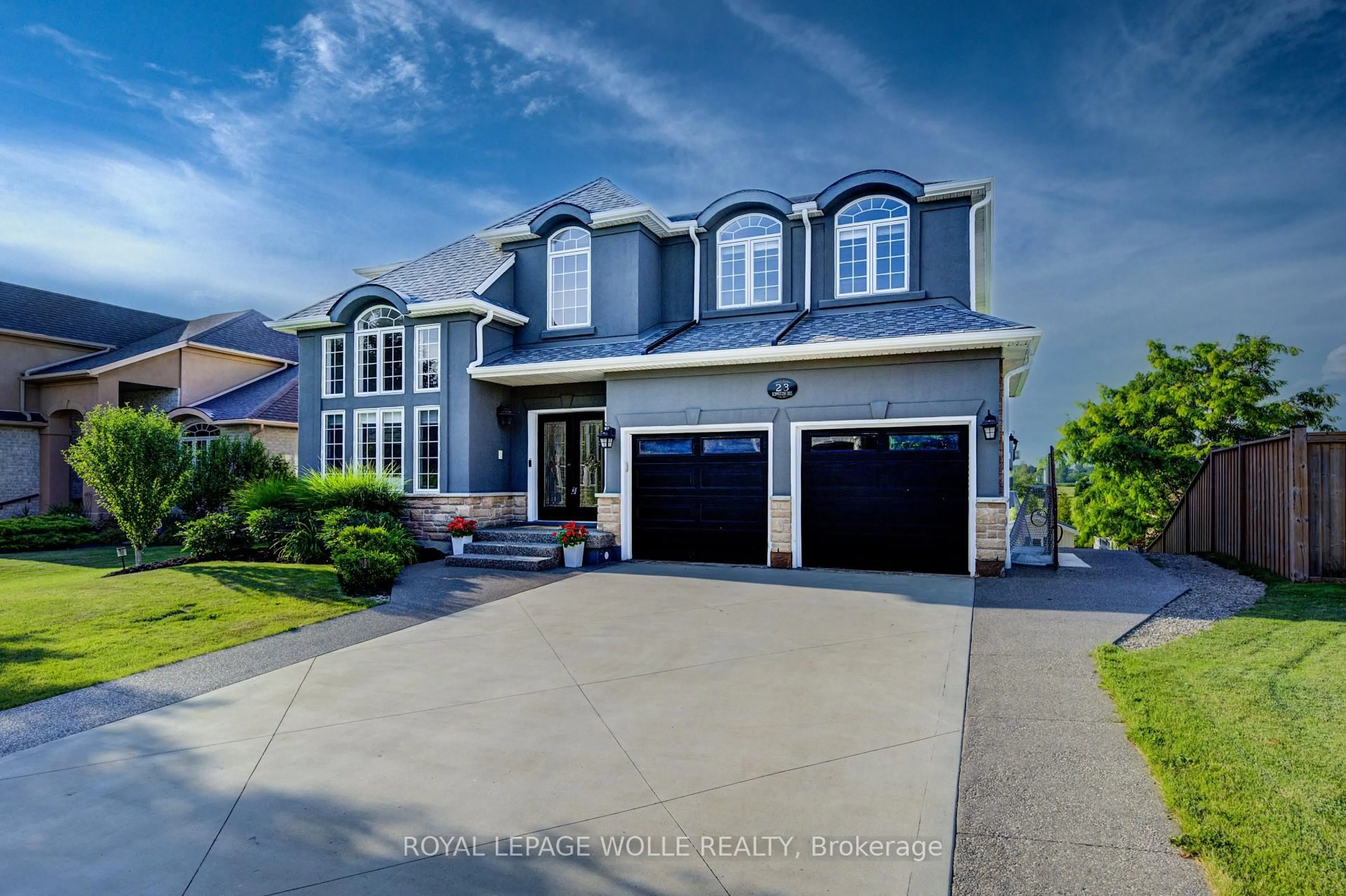 Home with vinyl exterior material, street for 23 Schweitzer Cres, Wellesley Ontario N0B 2T0