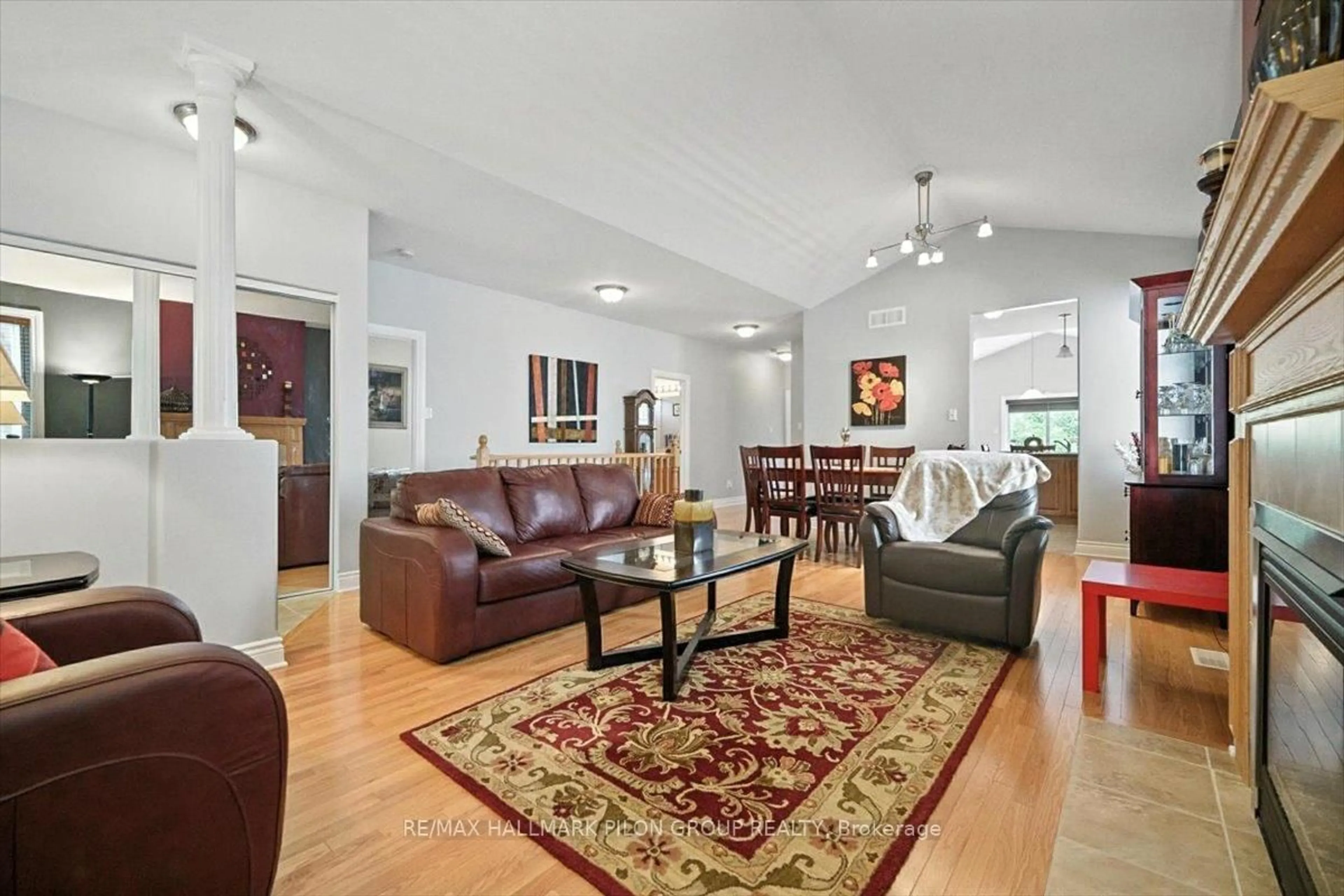 Living room with furniture, unknown for 128 Topaze Cres, Clarence-Rockland Ontario K4K 0E3