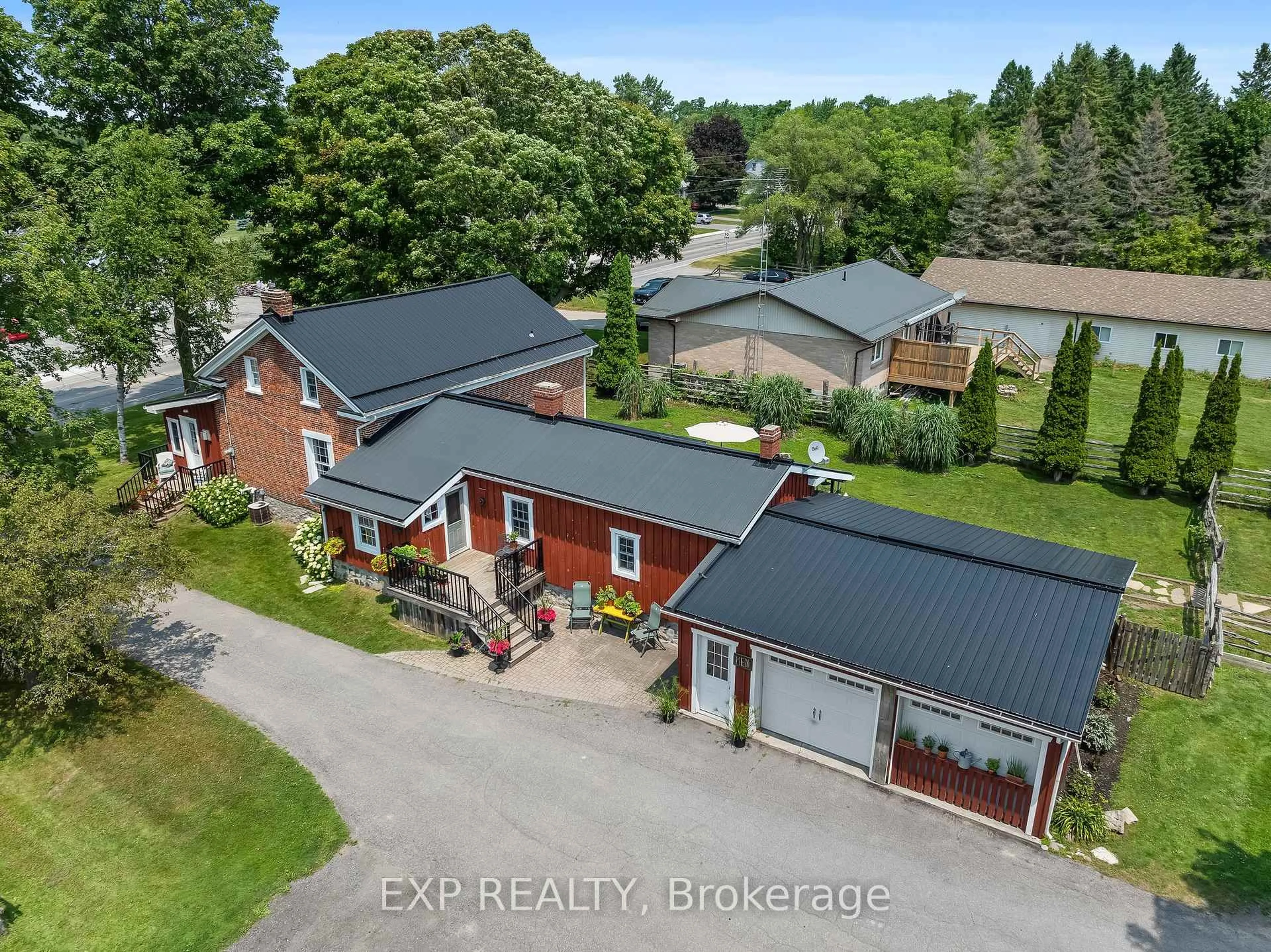 A pic from outside/outdoor area/front of a property/back of a property/a pic from drone, street for 206 King St, Cramahe Ontario K0K 1S0