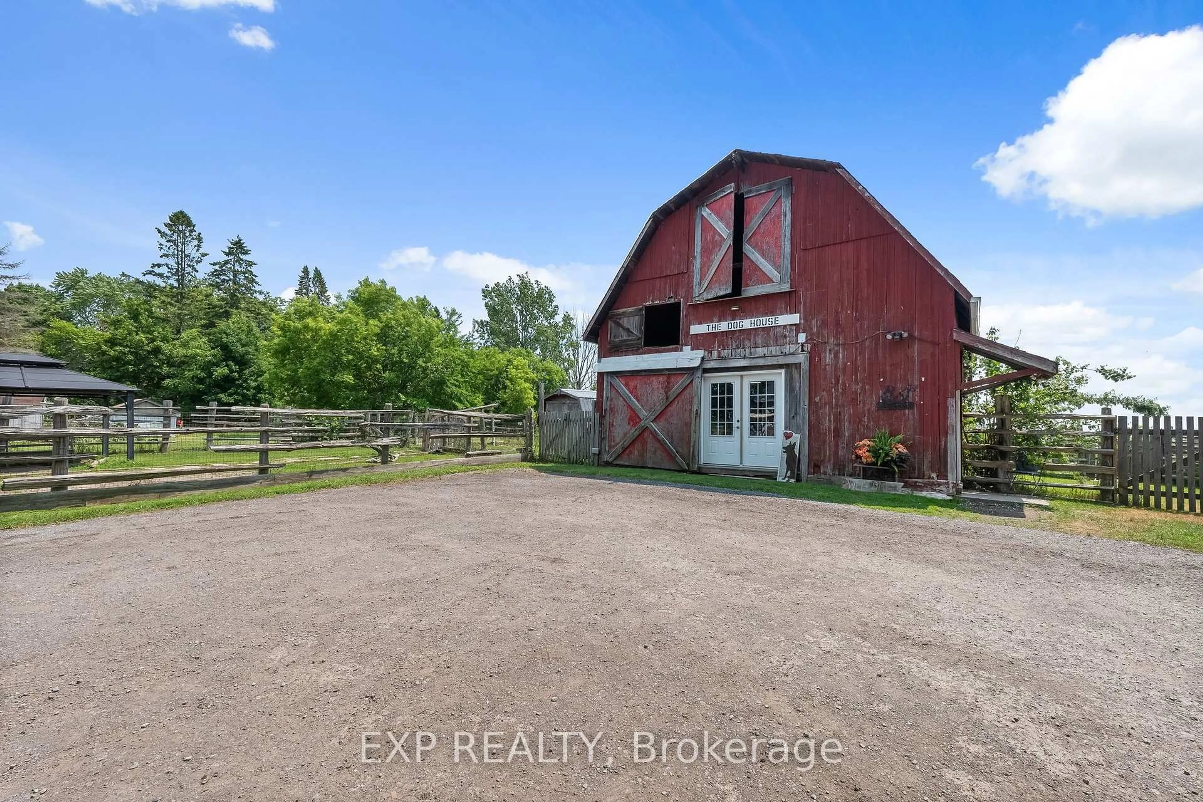 A pic from outside/outdoor area/front of a property/back of a property/a pic from drone, building for 206 King St, Cramahe Ontario K0K 1S0