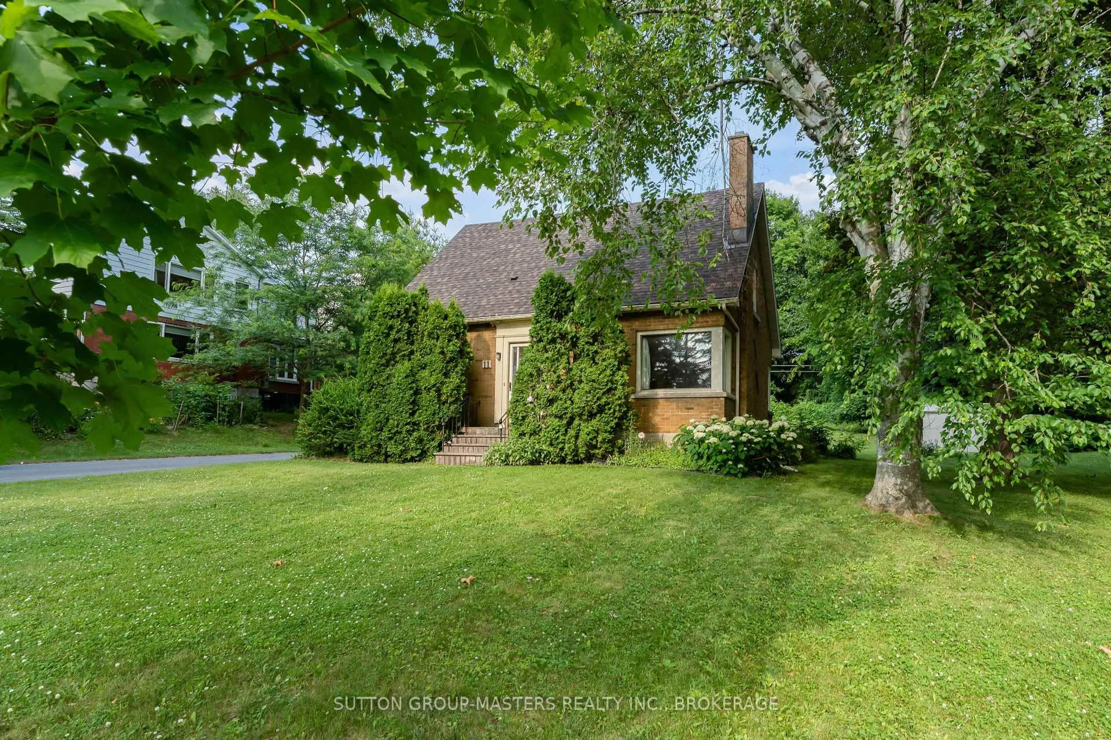 Unknown for 11 Grenville Rd, Kingston Ontario K7M 2C7
