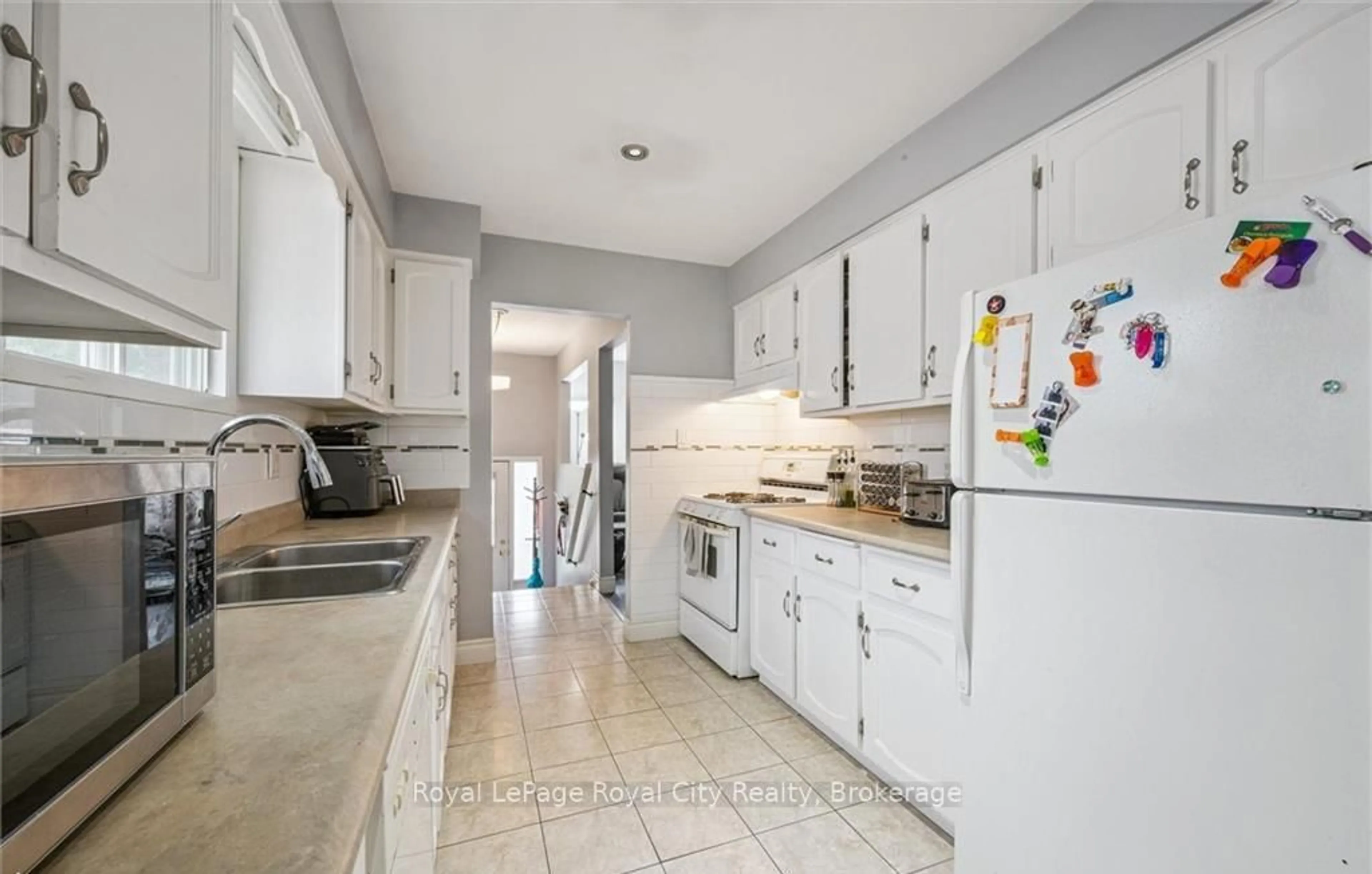 Unknown for 1236 Ottawa St, Kitchener Ontario N2E 1L8