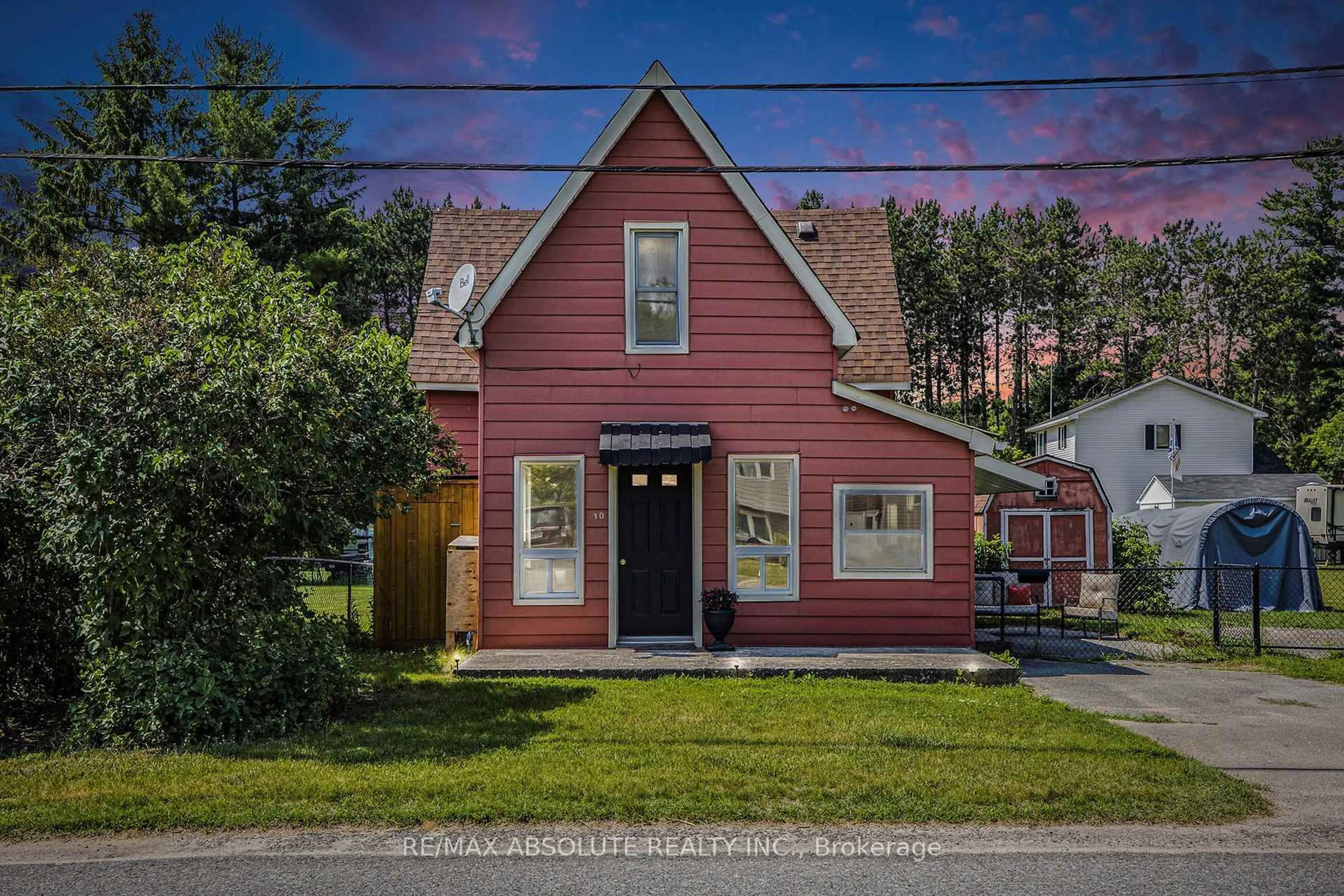 Unknown for 10 Neilson St, McNab/Braeside Ontario K7S 3G2