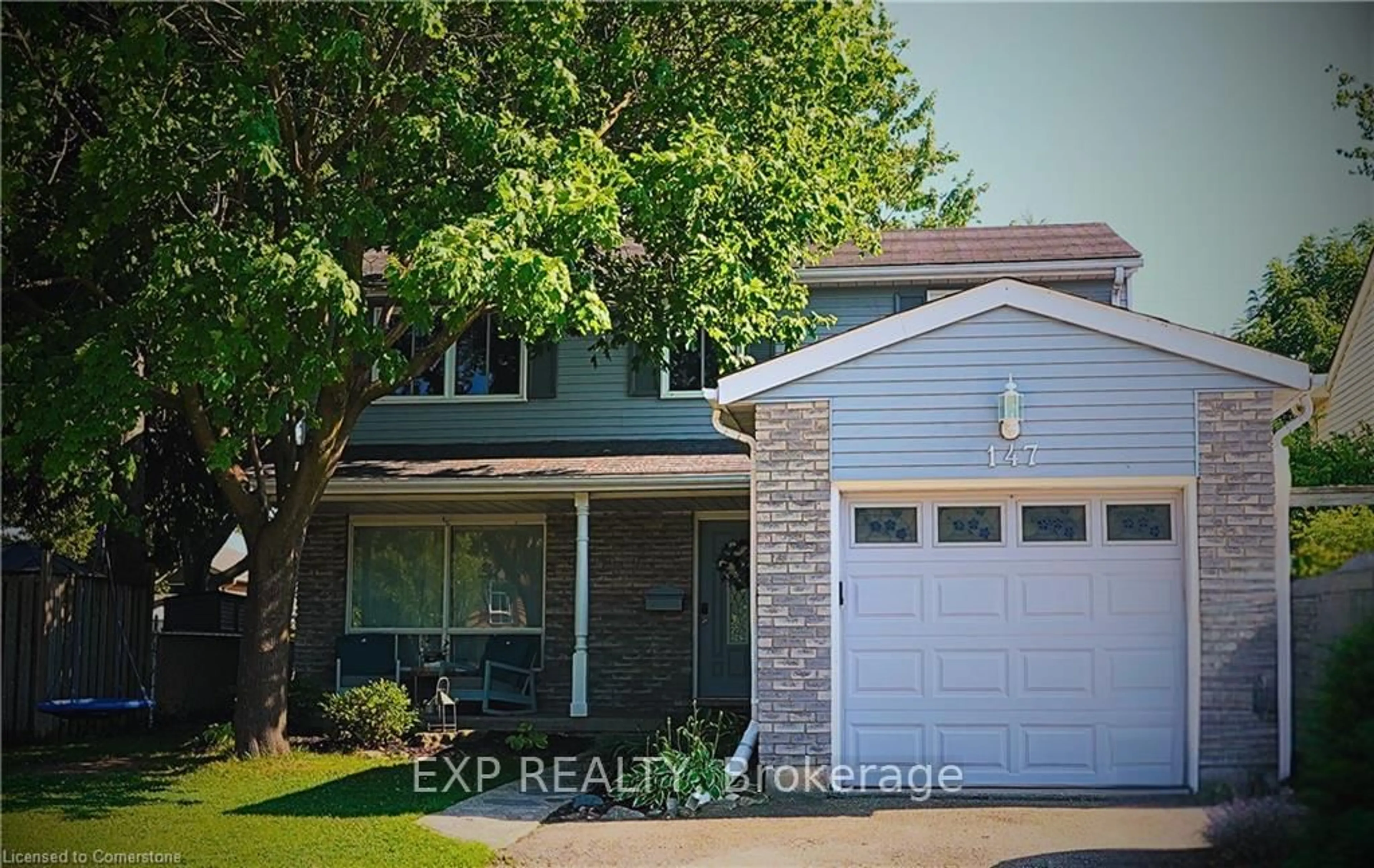 Home with vinyl exterior material, street for 147 Rolling Meadows Dr, Kitchener Ontario N2N 1X8