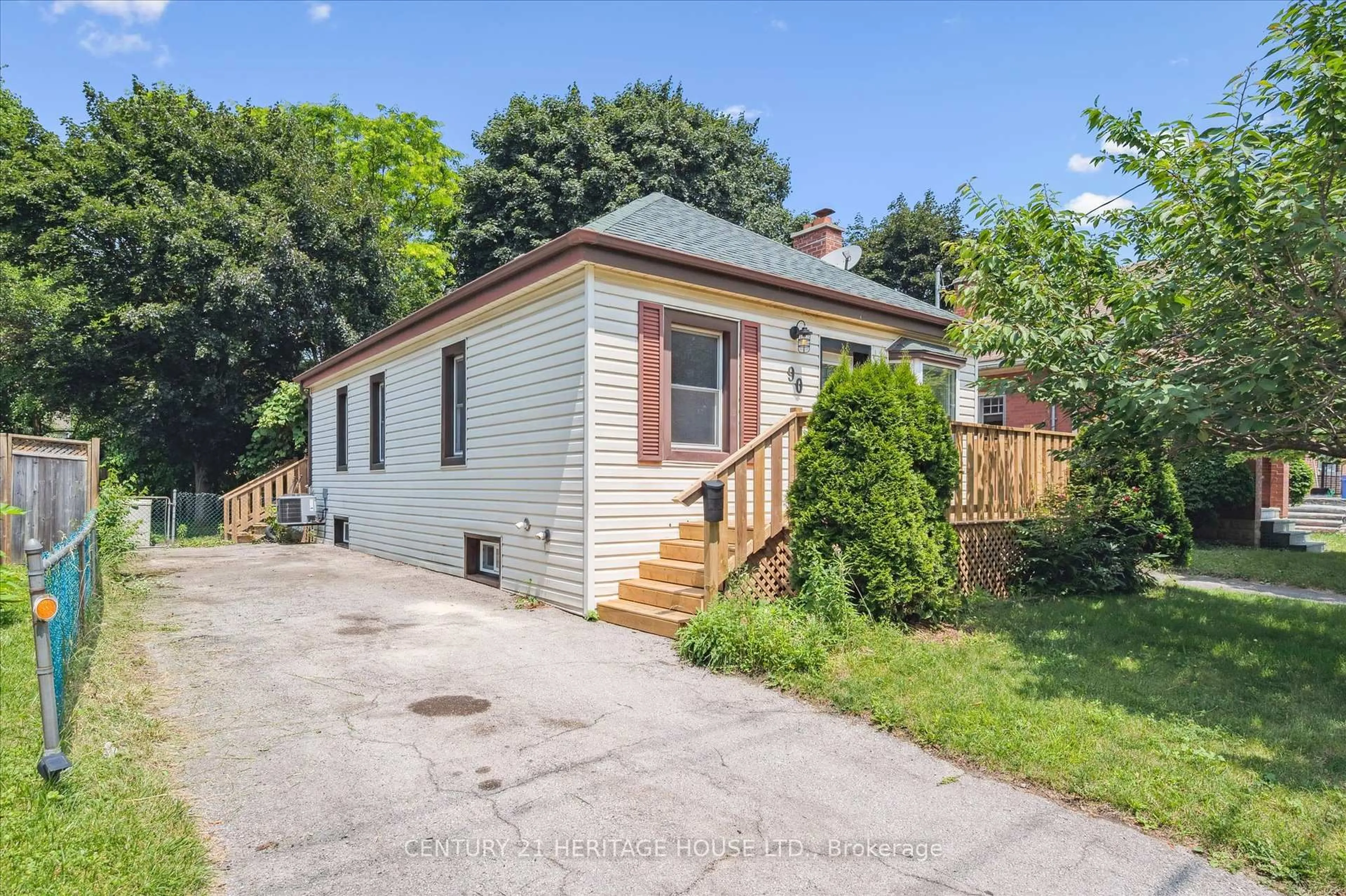 Unknown for 90 First Ave, Cambridge Ontario N1S 2B3