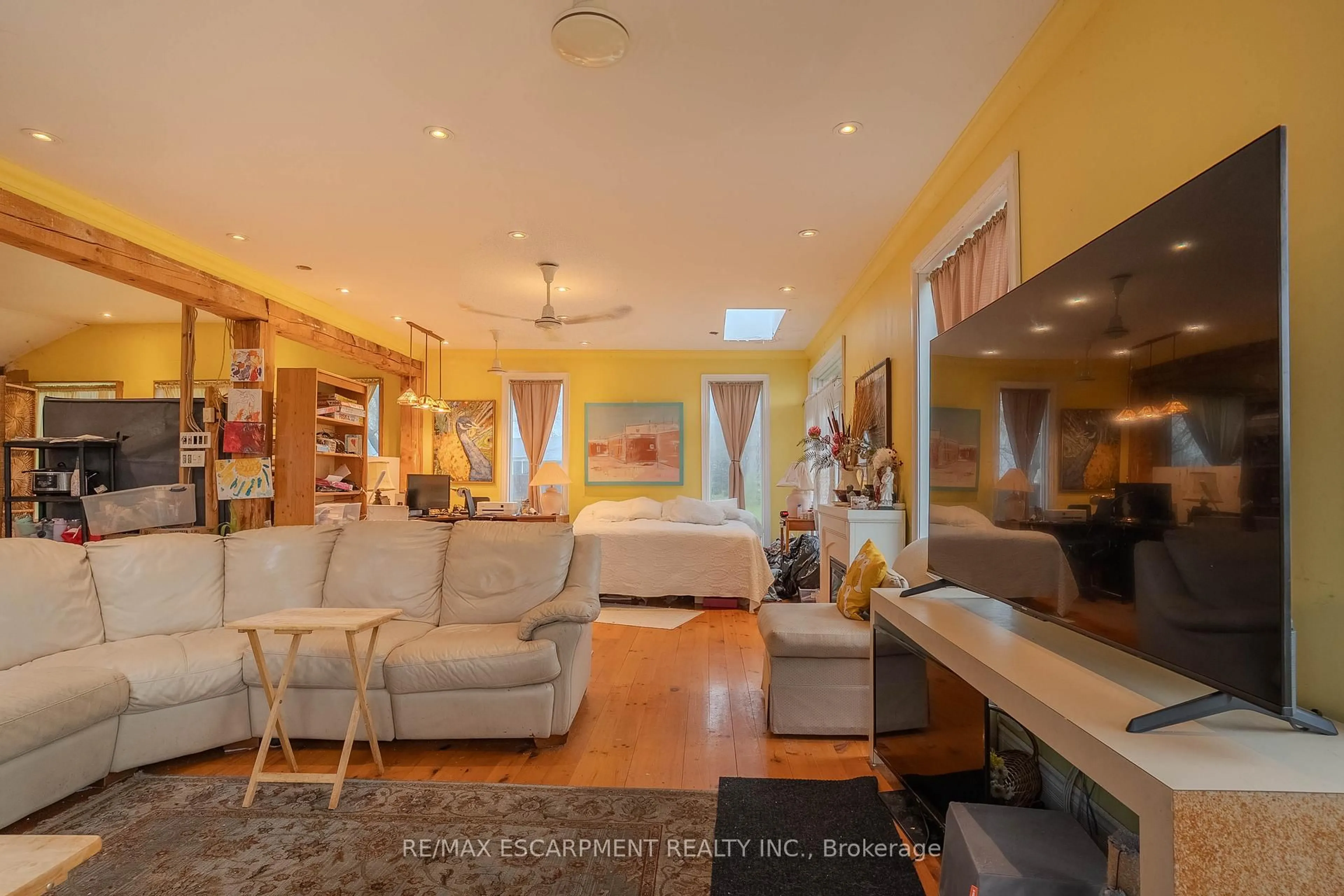 Unknown for 1093 SUNSET Dr, Fort Erie Ontario L2A 5M4