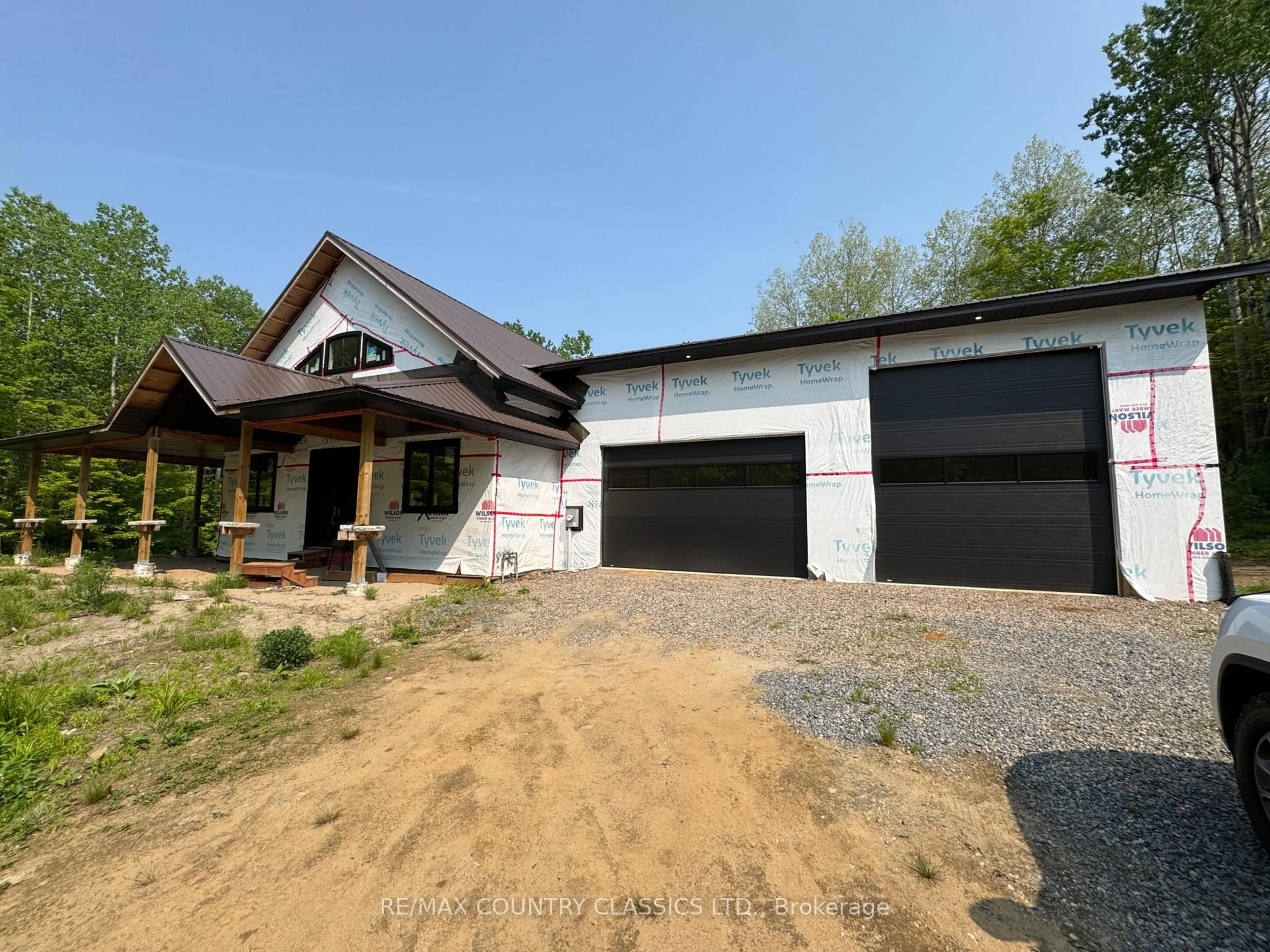 Home with brick exterior material, unknown for 204 Boulter Lake Rd, Maynooth Ontario K0L 2K0