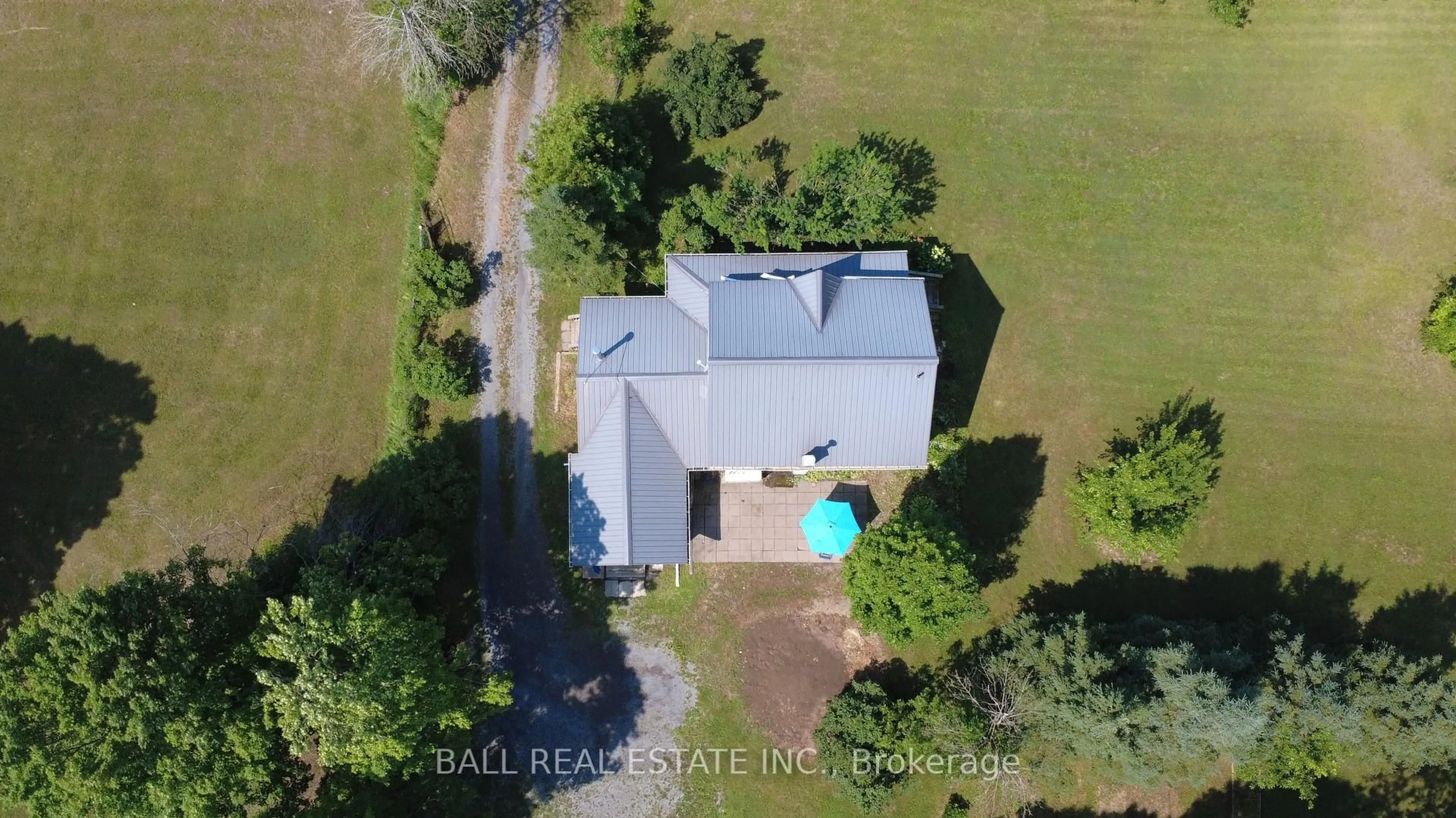 A pic from outside/outdoor area/front of a property/back of a property/a pic from drone, water/lake/river/ocean view for 255 Northey's Bay Rd, North Kawartha Ontario K0L 2H0
