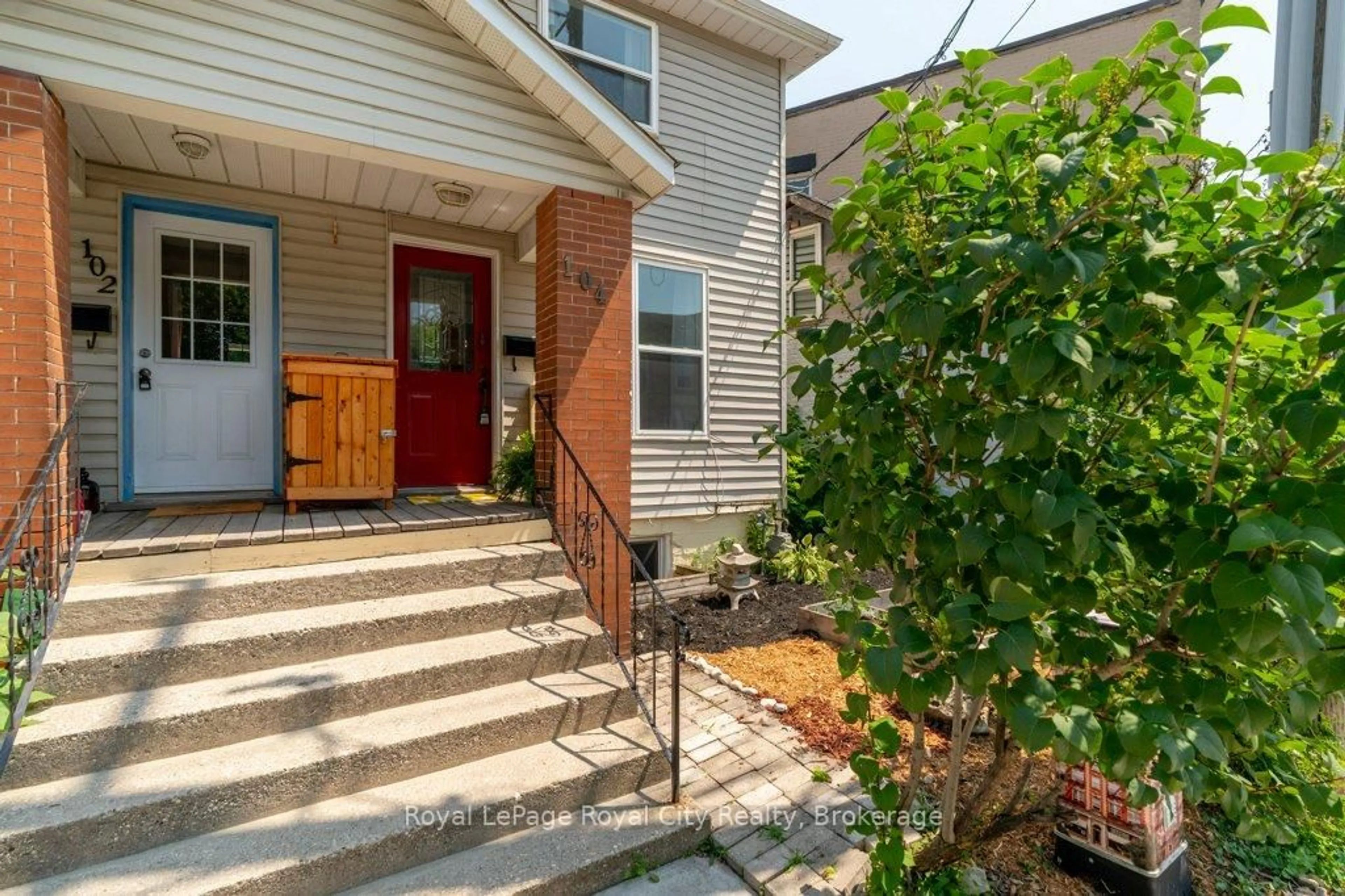 Unknown for 104 Neeve St, Guelph Ontario N1E 5S1