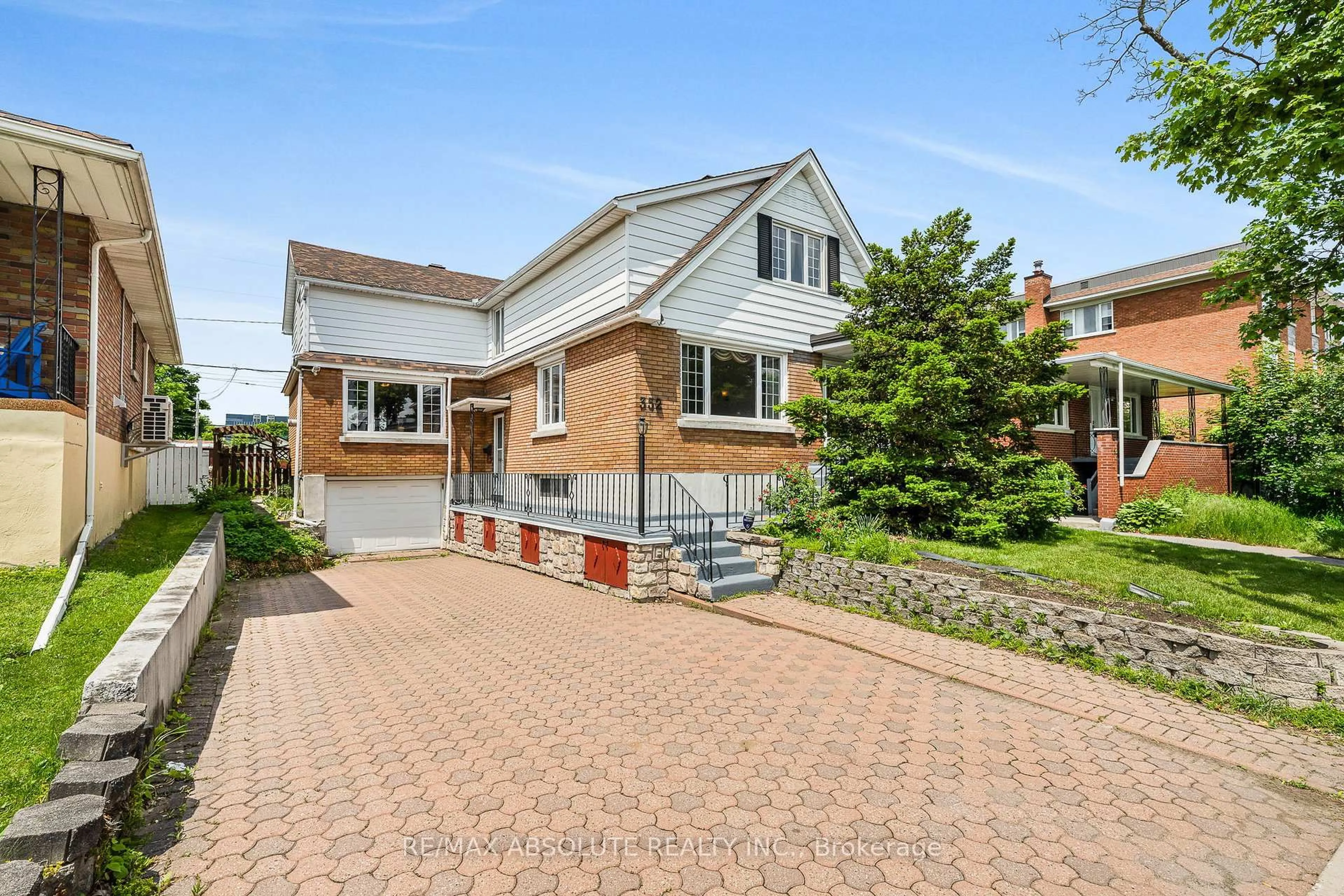 Home with brick exterior material, street for 352 Lacasse Ave, Ottawa Ontario K1L 7A9