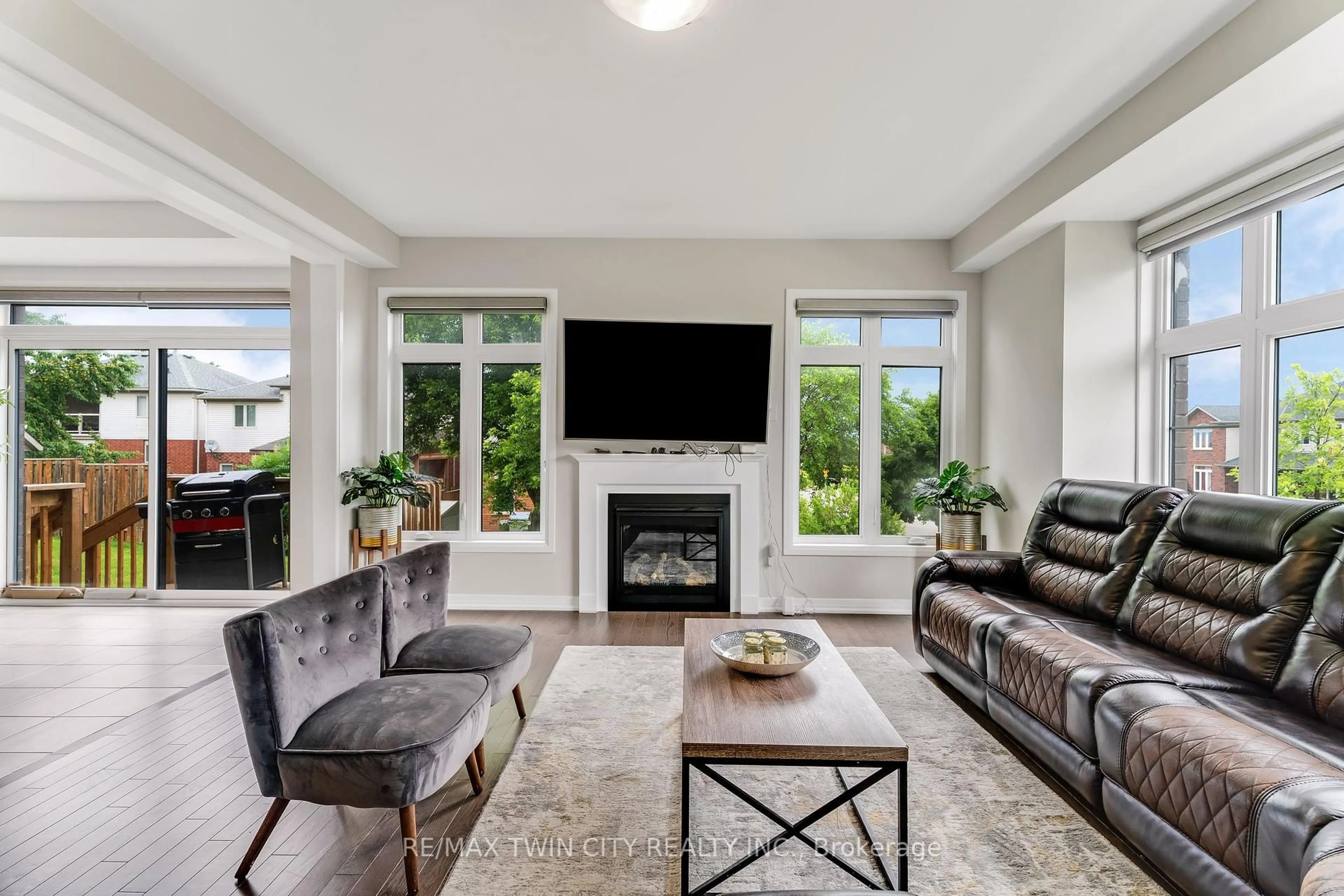 Living room with furniture, unknown for 172 Blacklock St, Cambridge Ontario N1S 0C6