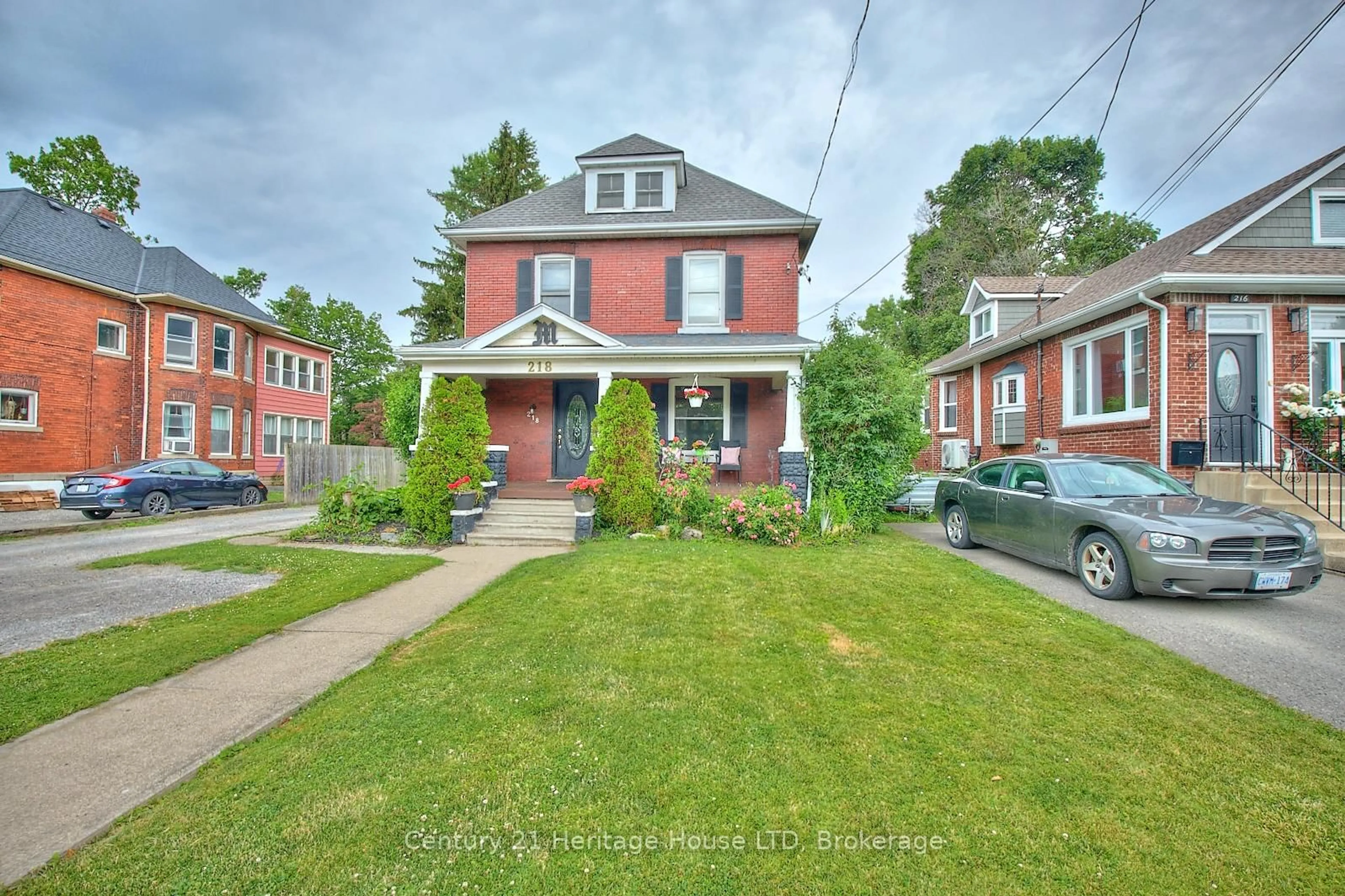 Home with brick exterior material, street for 218 Phipps St, Fort Erie Ontario L2A 2V5
