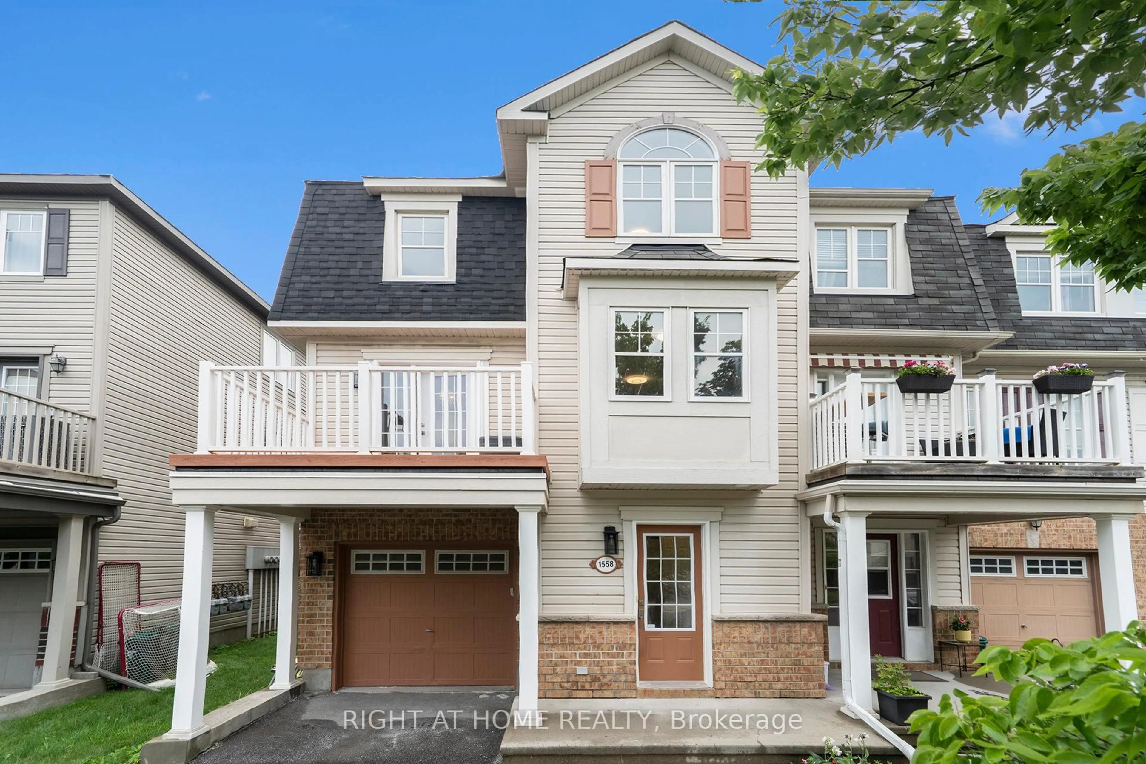 Unknown for 1558 Haydon Circ, Ottawa Ontario K2J 0K5