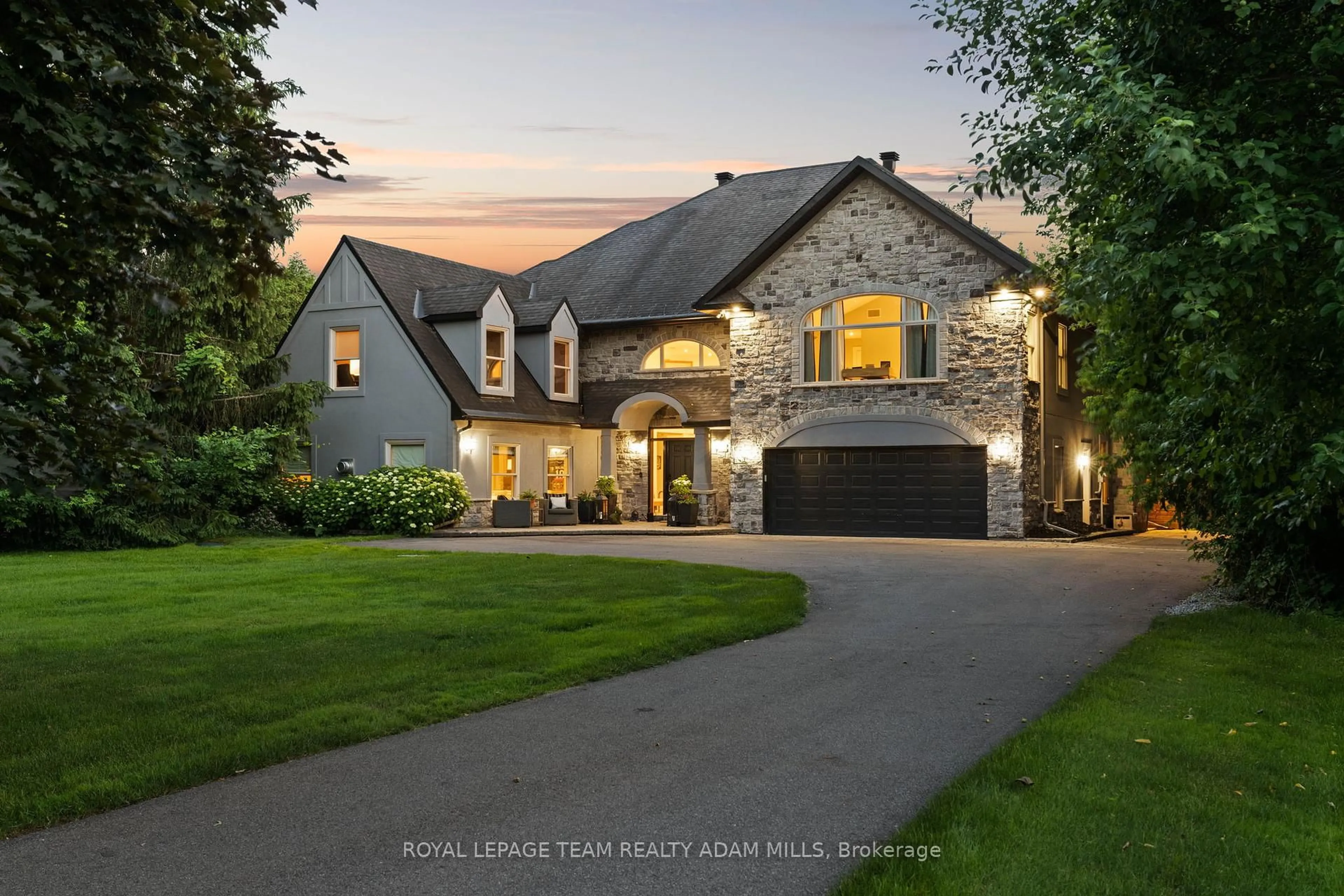 Home with brick exterior material, street for 2330 Summerside Dr, Ottawa Ontario K4M 1B4