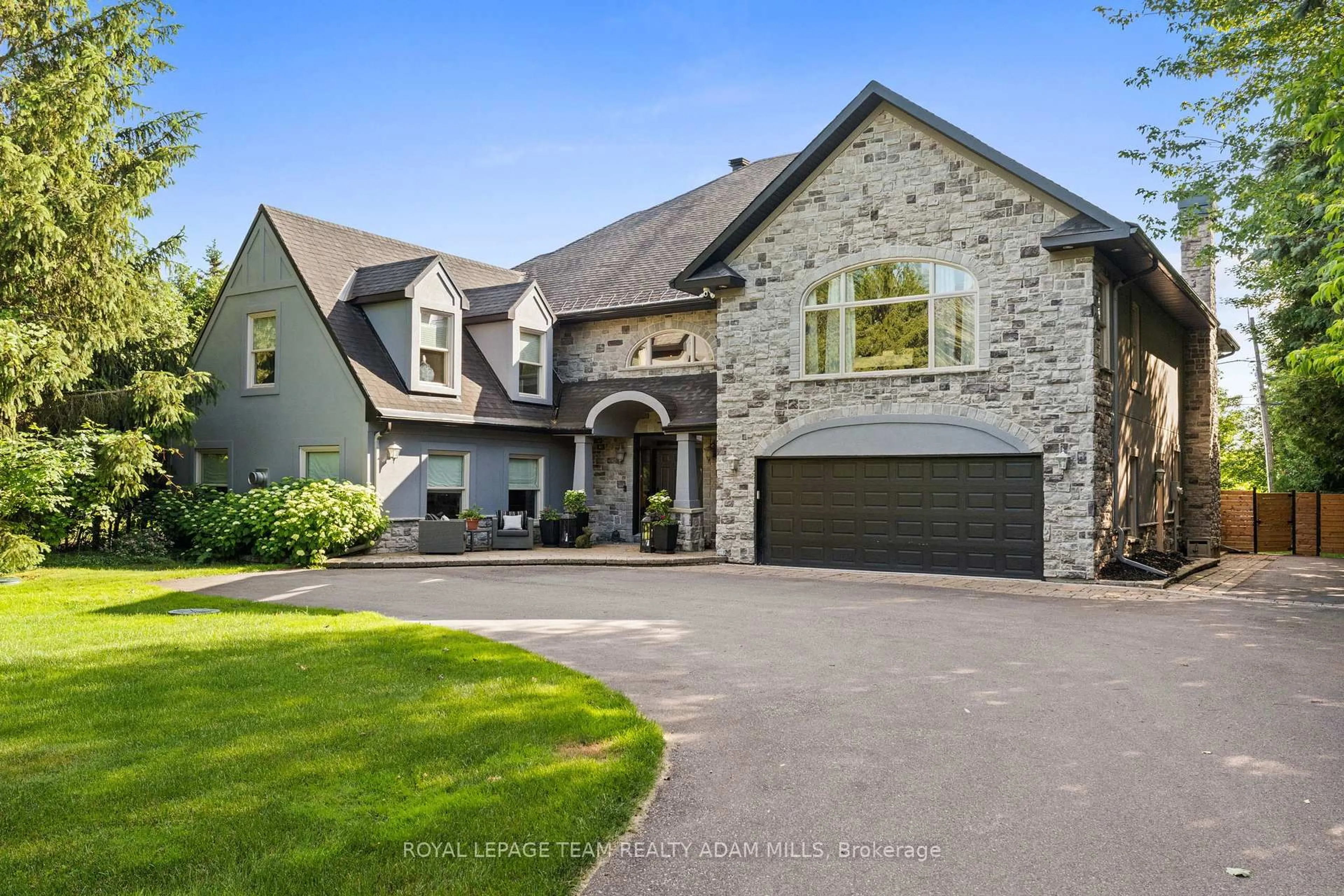 Home with brick exterior material, street for 2330 Summerside Dr, Ottawa Ontario K4M 1B4