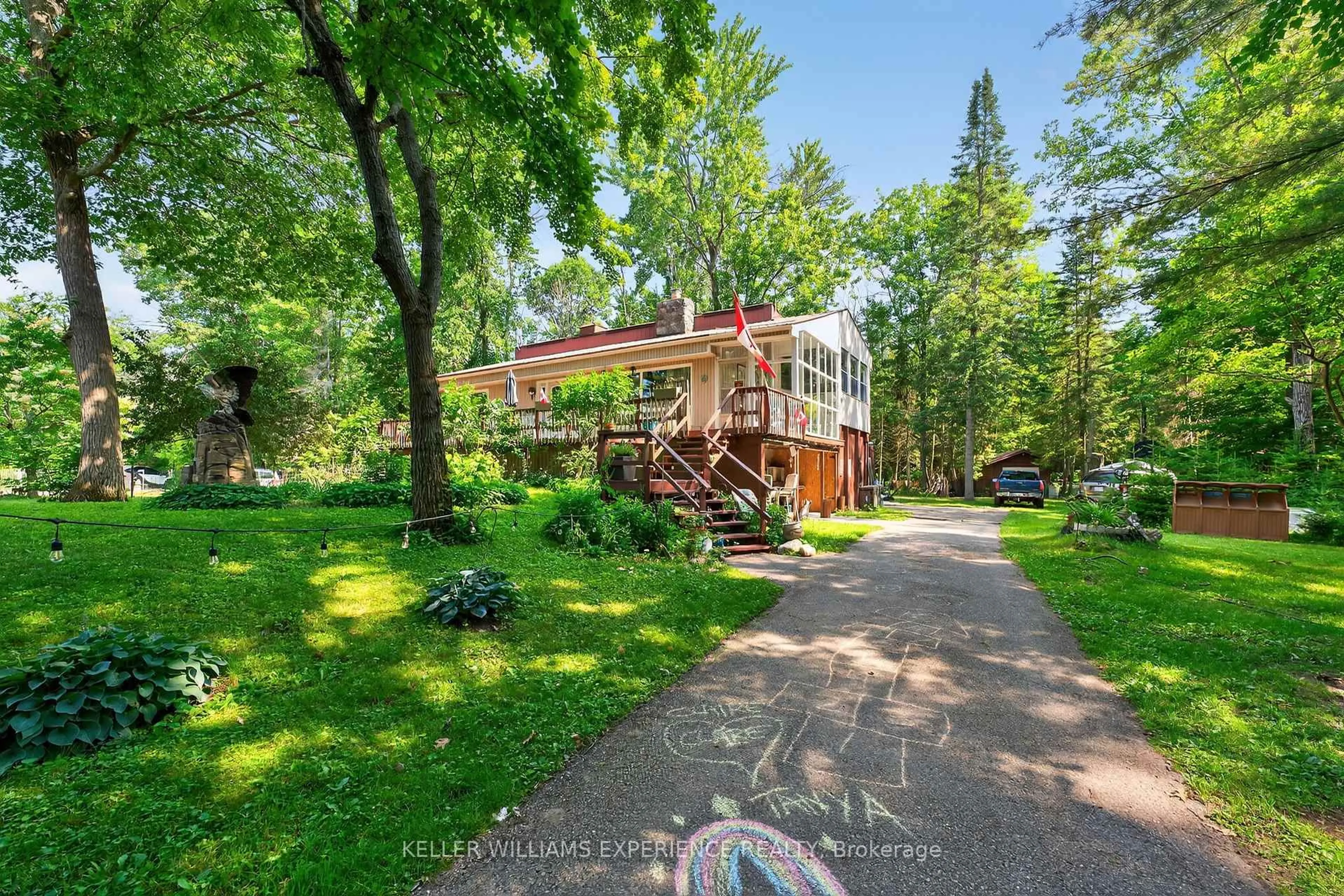 A pic from outside/outdoor area/front of a property/back of a property/a pic from drone, unknown for 27 Wolverine Beach Rd, Georgian Bay Ontario P0E 1E0