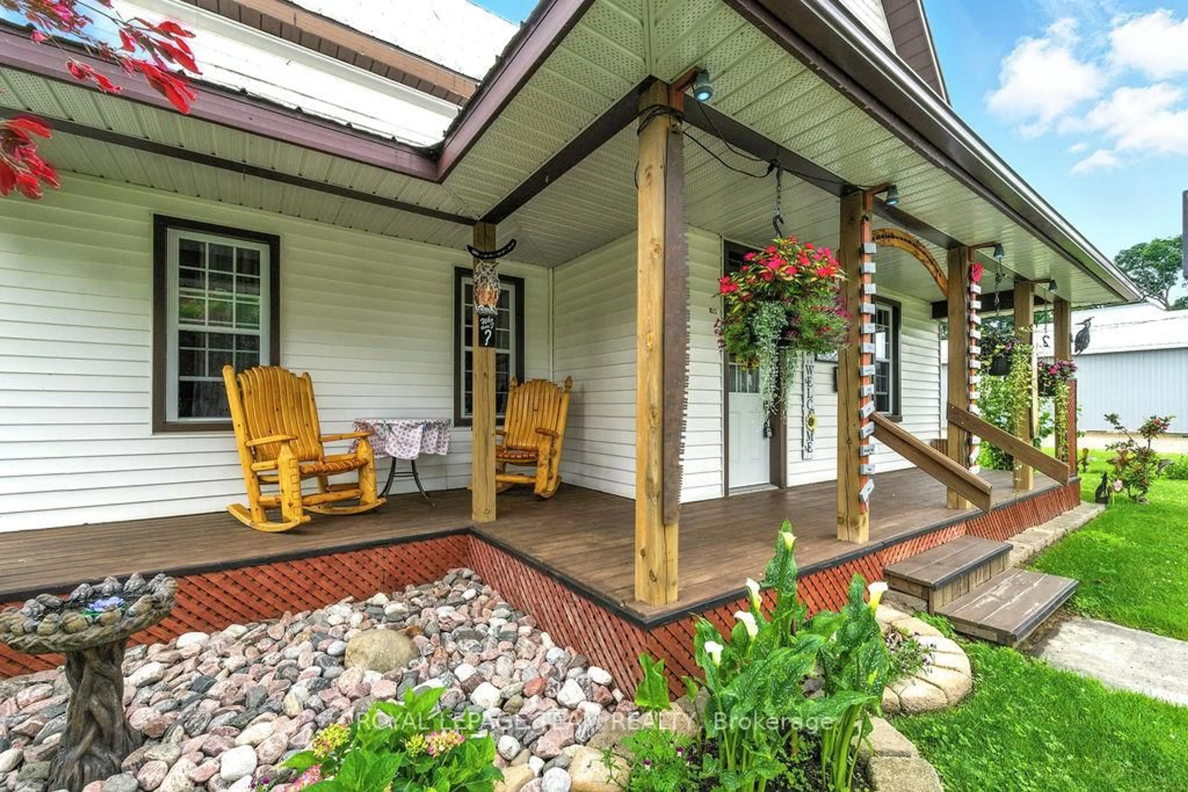 Patio, unknown for 1799 Beachburg Rd, Beachburg Ontario K0J 1C0