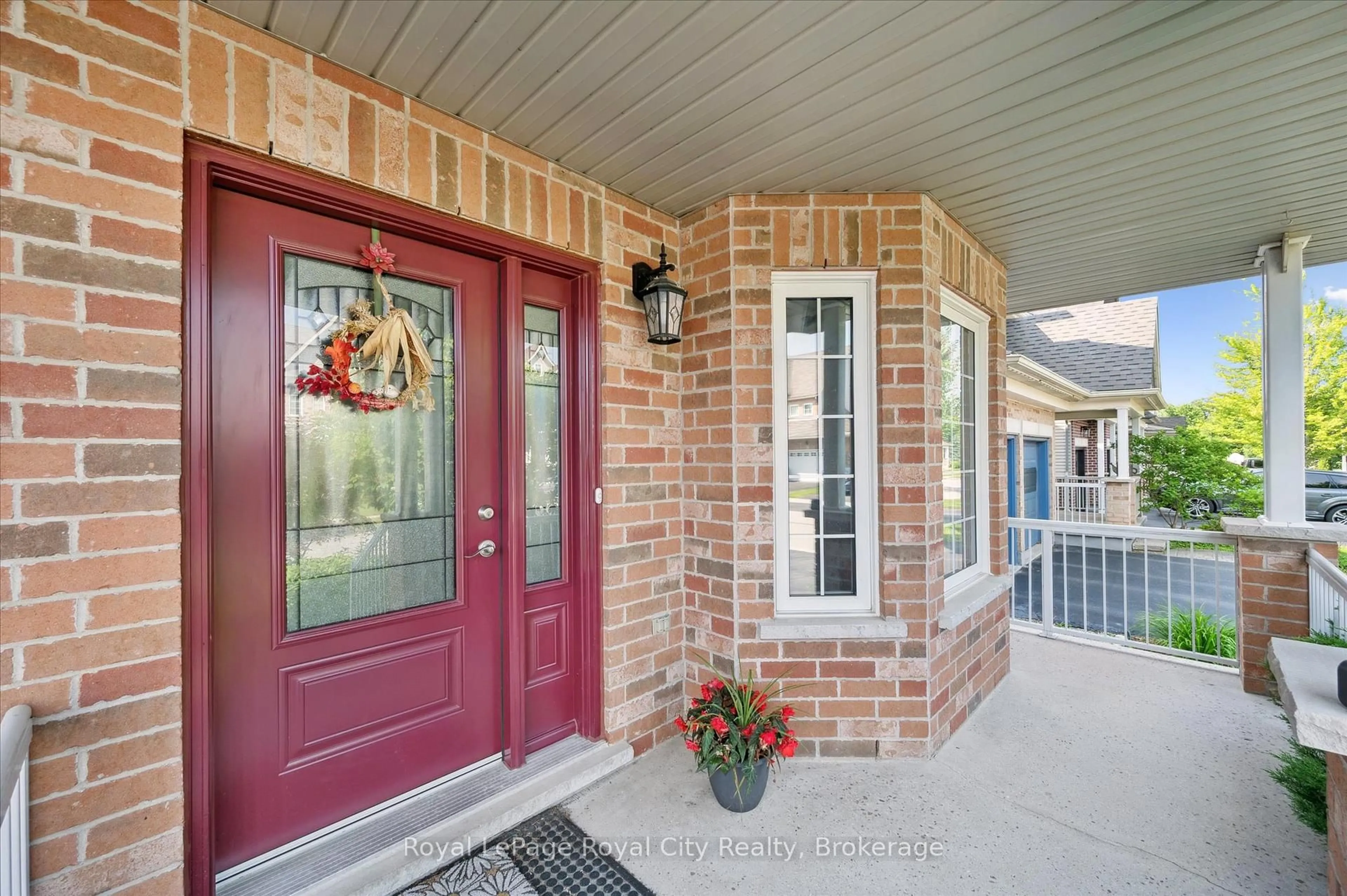 Unknown for 4 Holland Cres, Guelph Ontario N1L 1T4