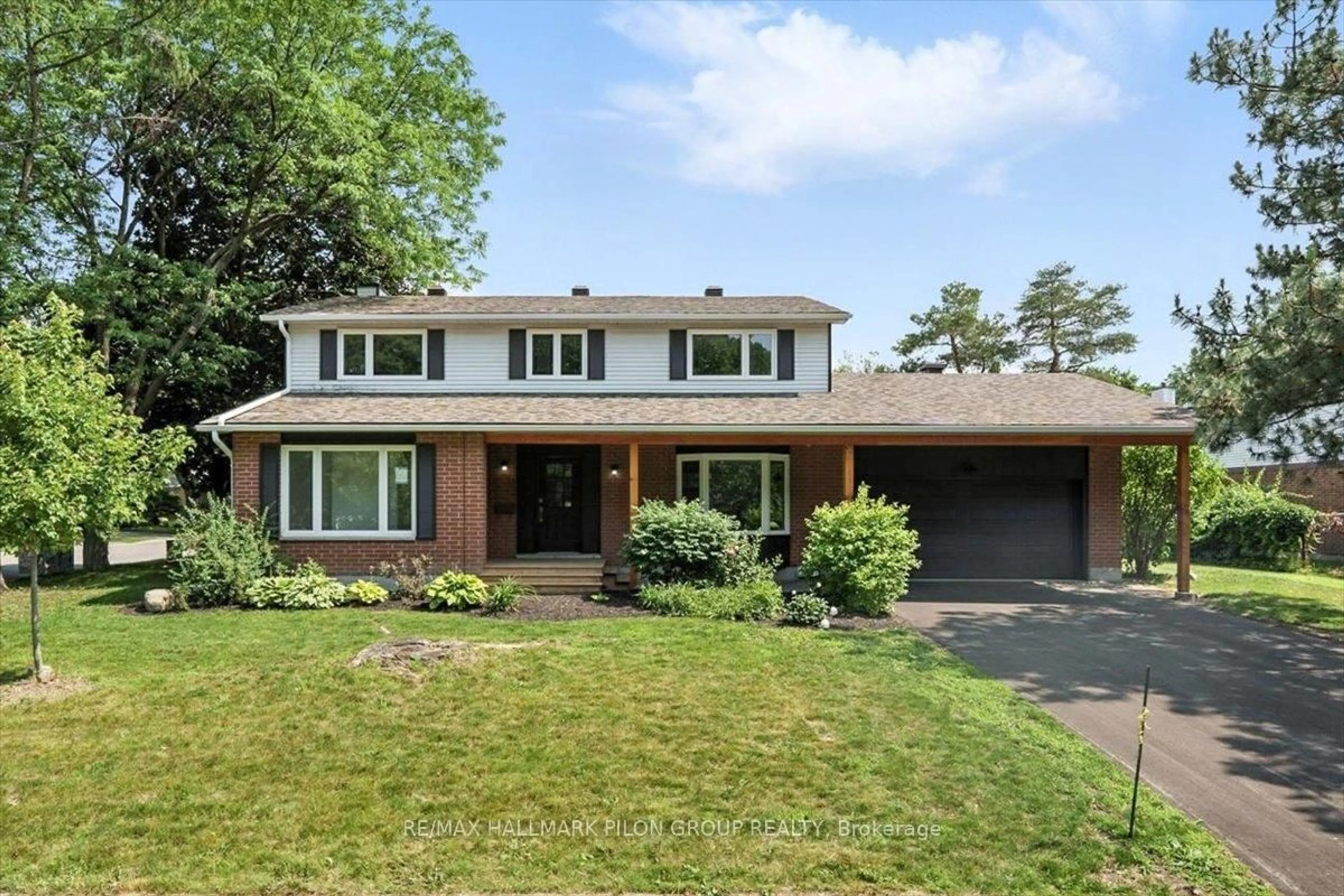 Home with brick exterior material, street for 126 Hawk Cres, Ottawa Ontario K1V 9G7