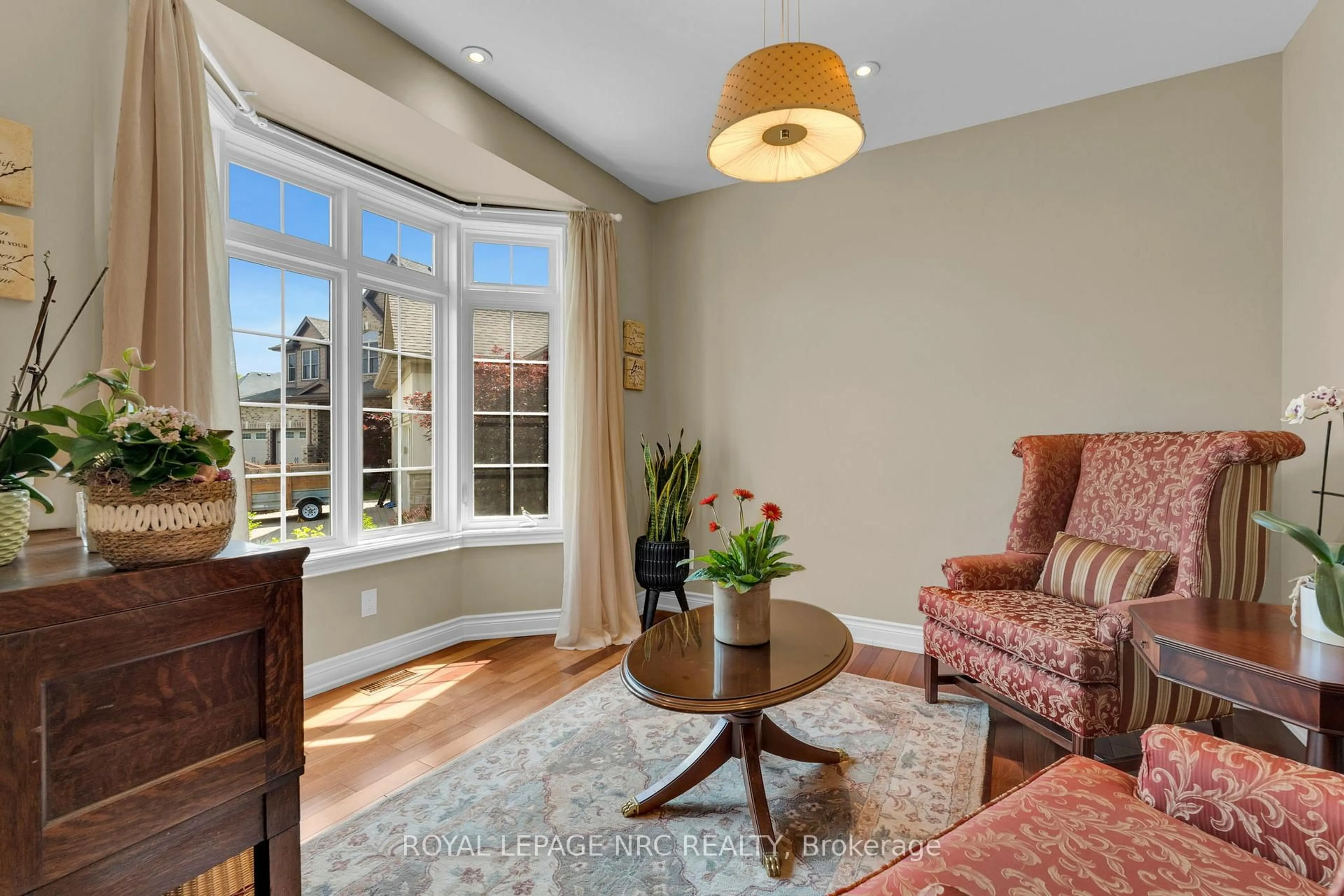 Living room with furniture, unknown for 13 Alex Grant Pl, St. Catharines Ontario L2P 0A2