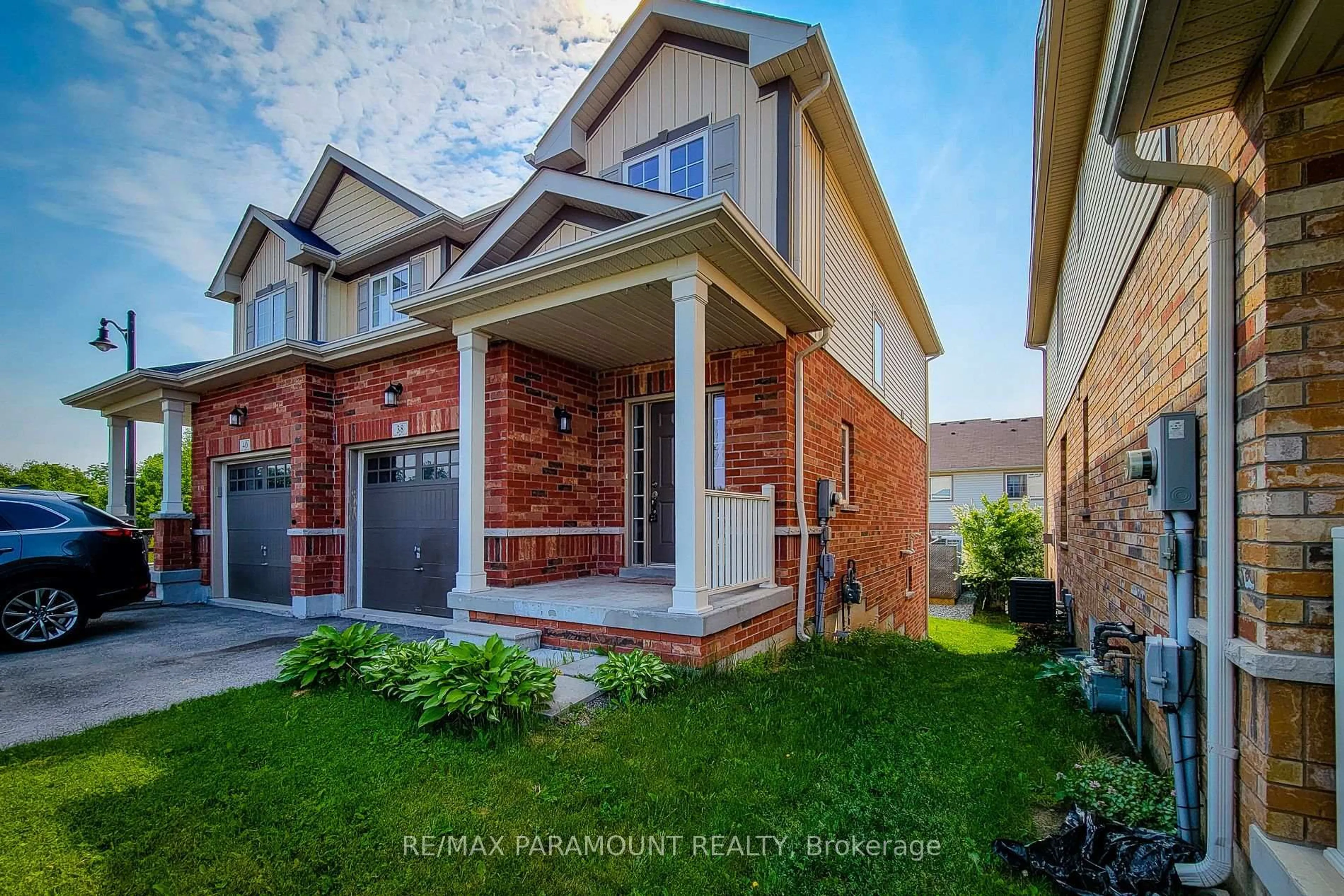 Home with brick exterior material, street for 38 Gunby Blvd, Hamilton Ontario L0R 2H1