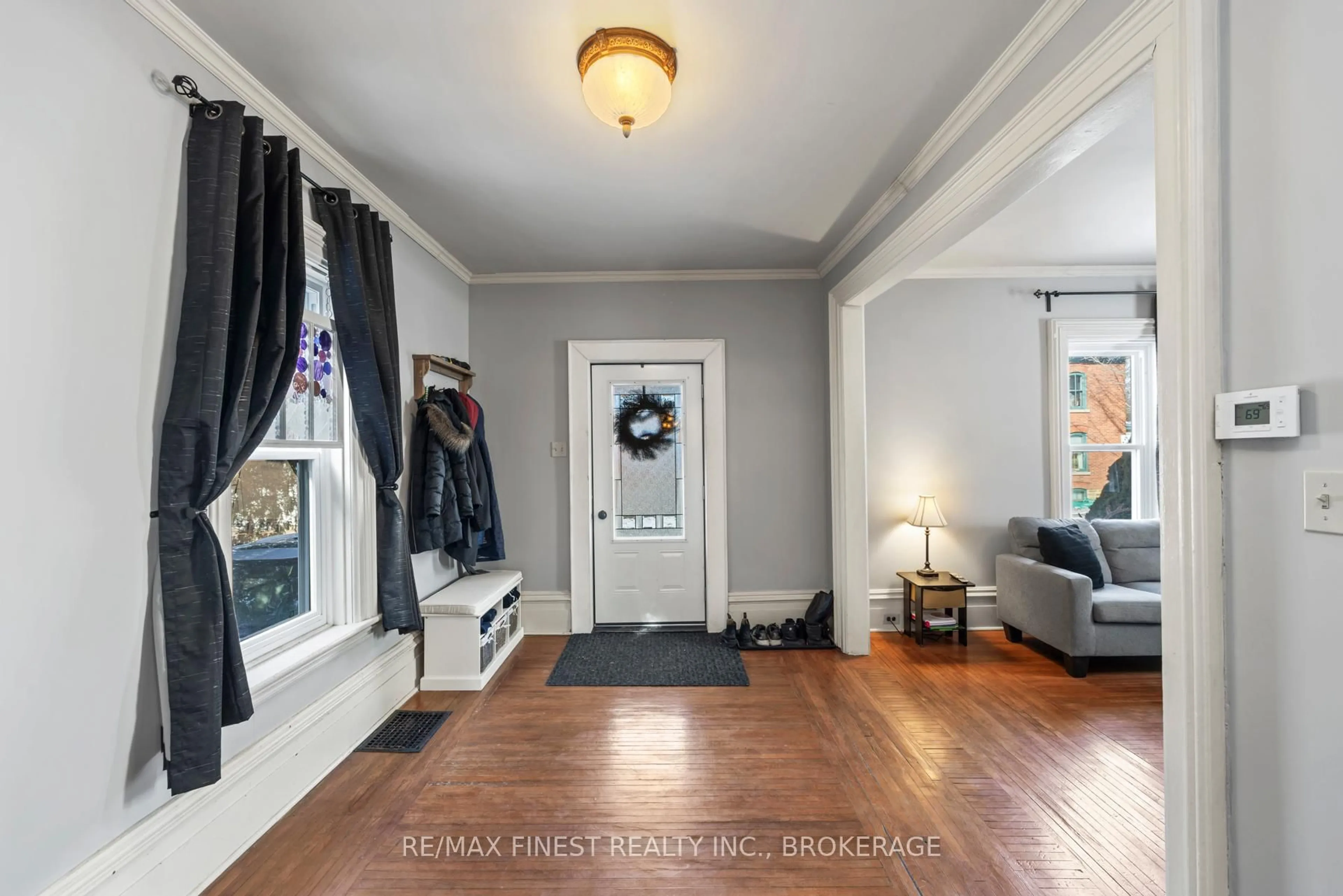 Indoor entryway for 36 William St, Rideau Lakes Ontario K0E 1G0