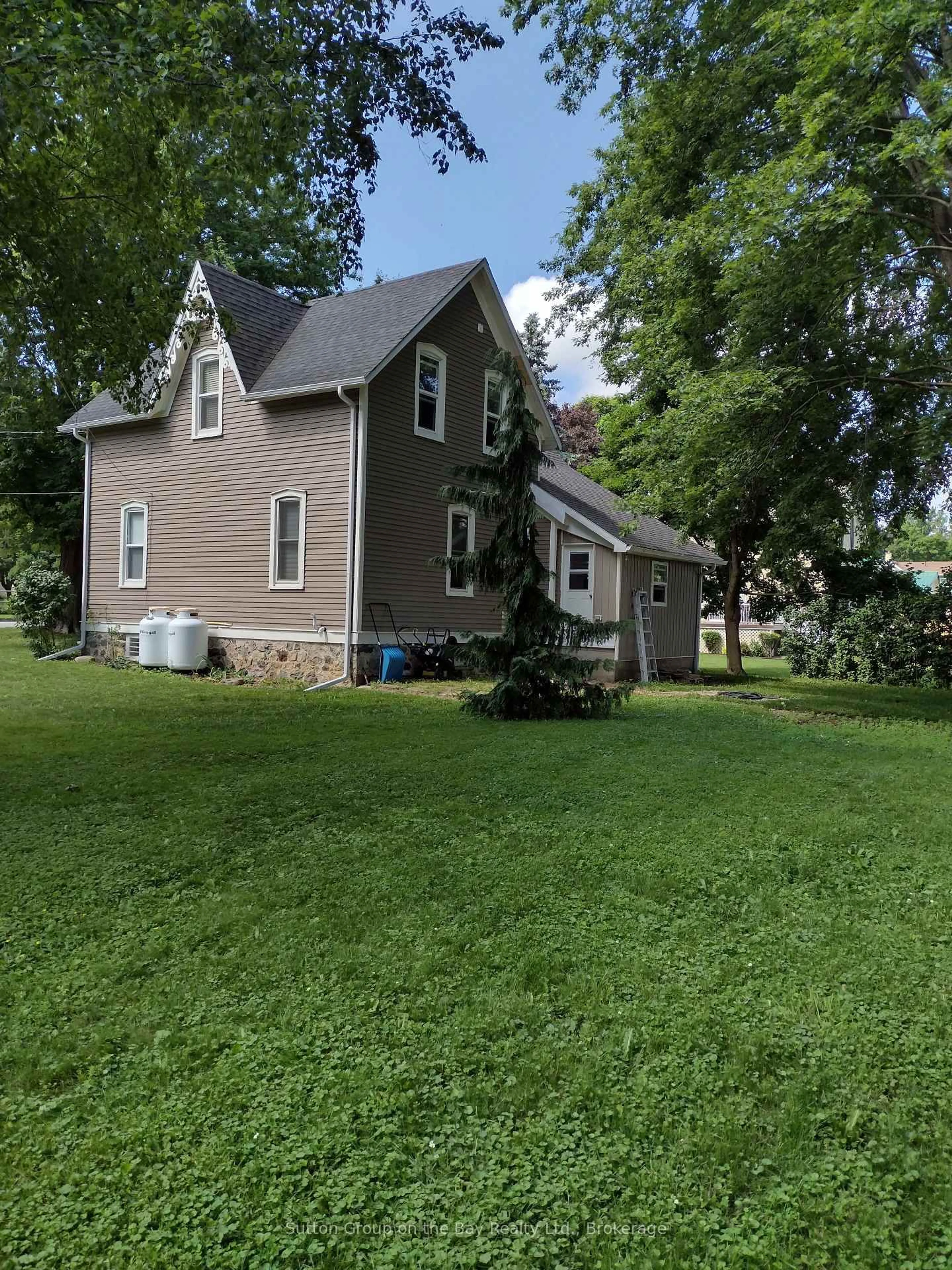 Unknown for 168 Main St, Brockton Ontario N0G 1J0