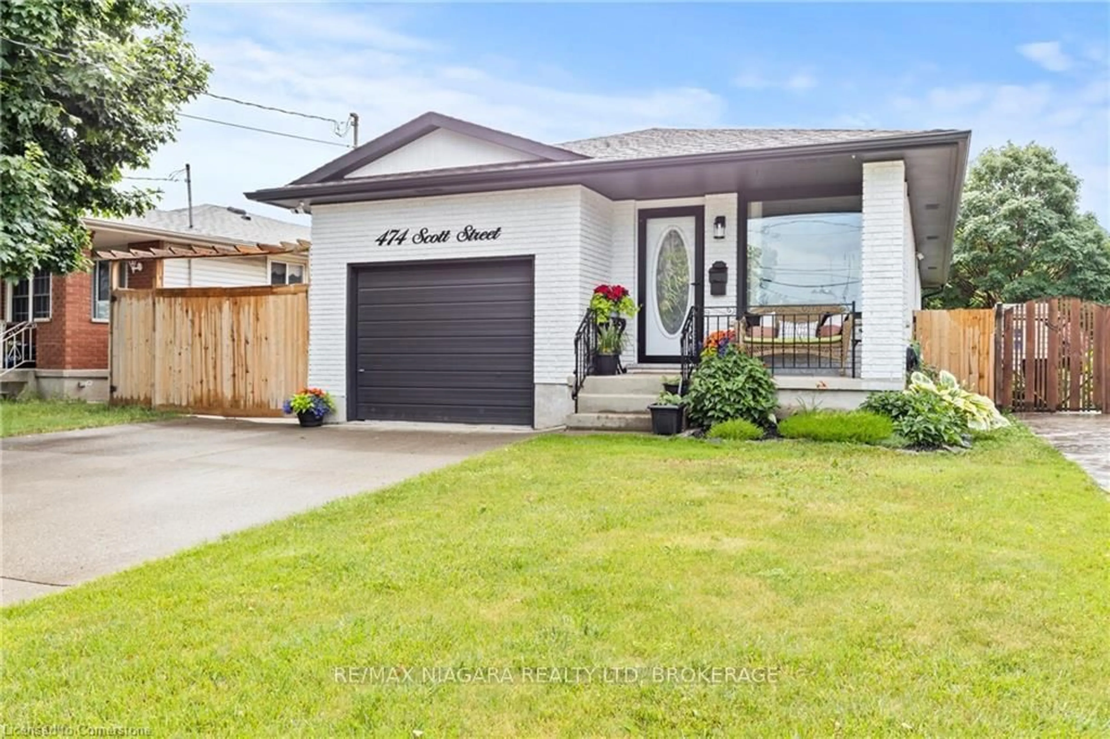 Unknown for 474 Scott St, St. Catharines Ontario L2M 3X2