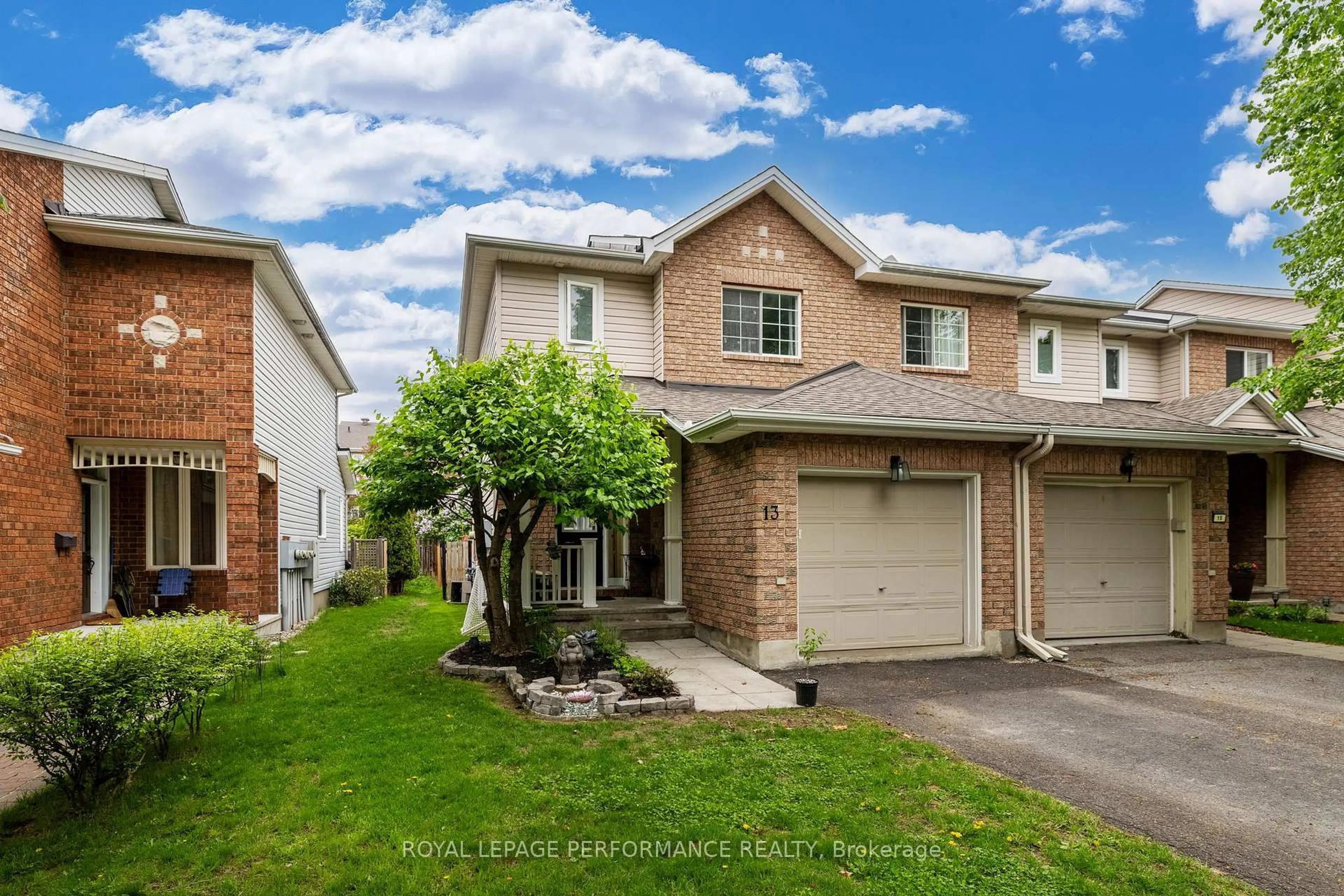 A pic from outside/outdoor area/front of a property/back of a property/a pic from drone, street for 13 Milner Downs Cres, Ottawa Ontario K2M 2S3