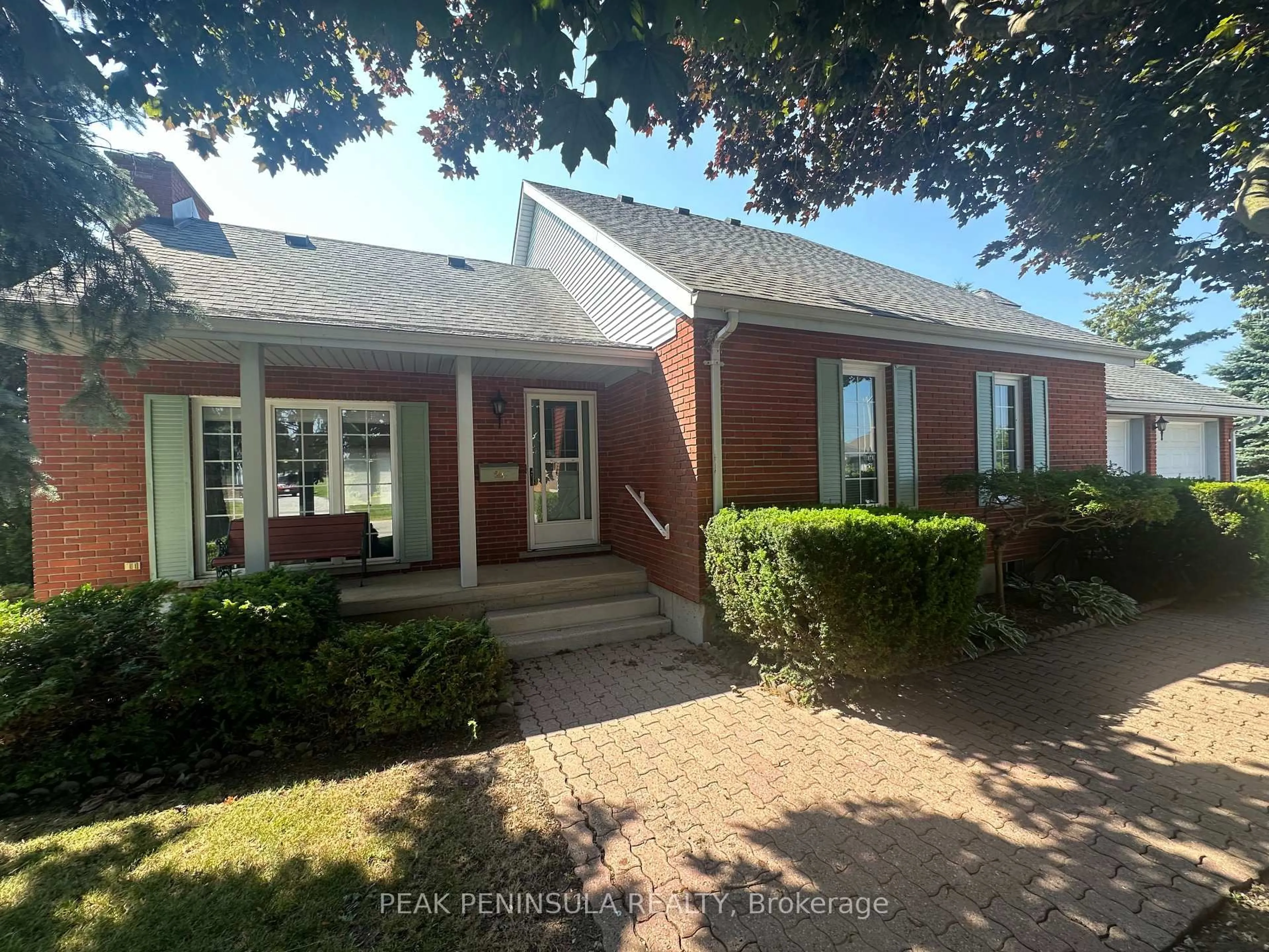 Unknown for 23 Backus Dr, Norfolk Ontario N0E 1M0