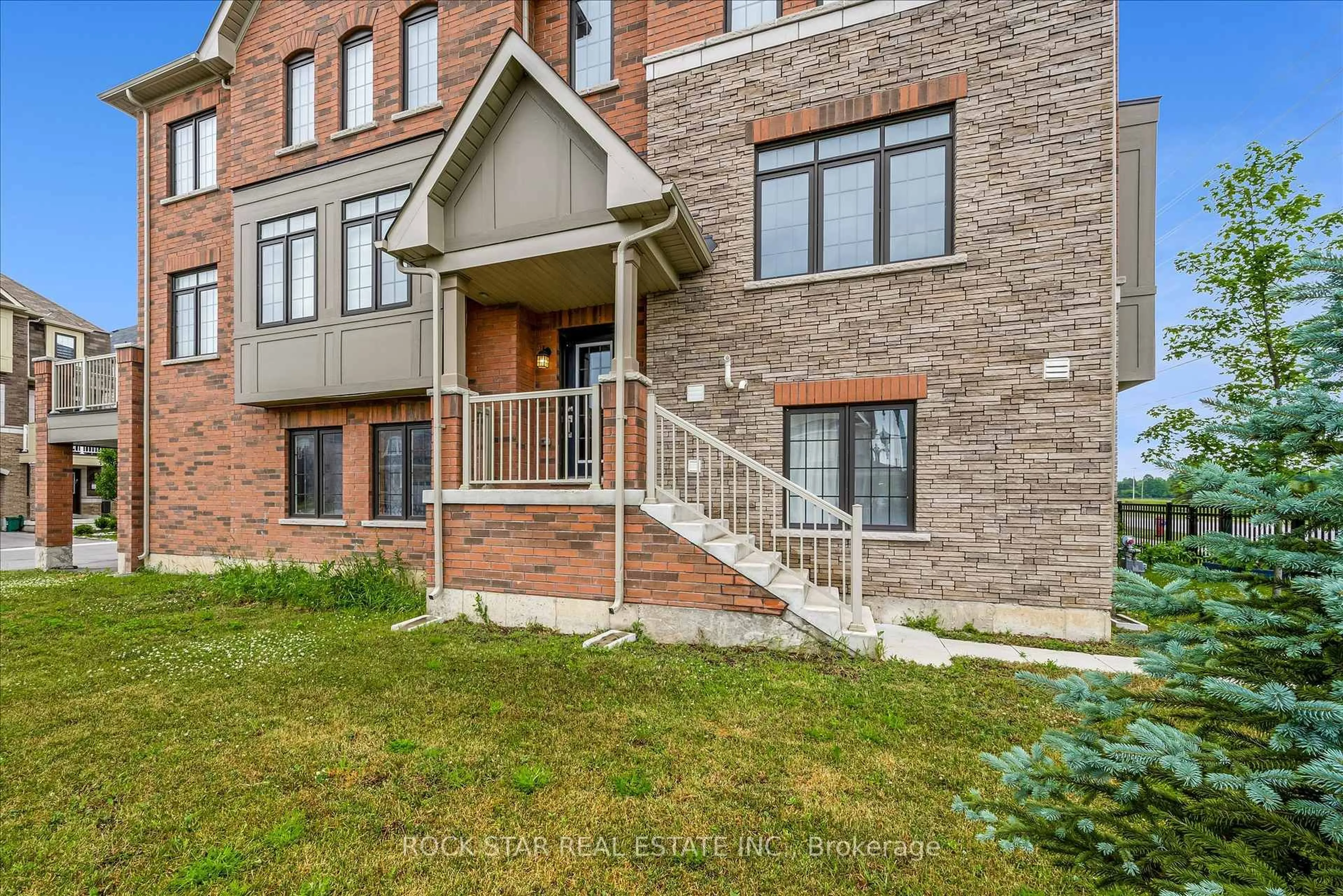 Home with brick exterior material, street for 8317 Mulberry Dr #29, Niagara Falls Ontario L2H 2Y6