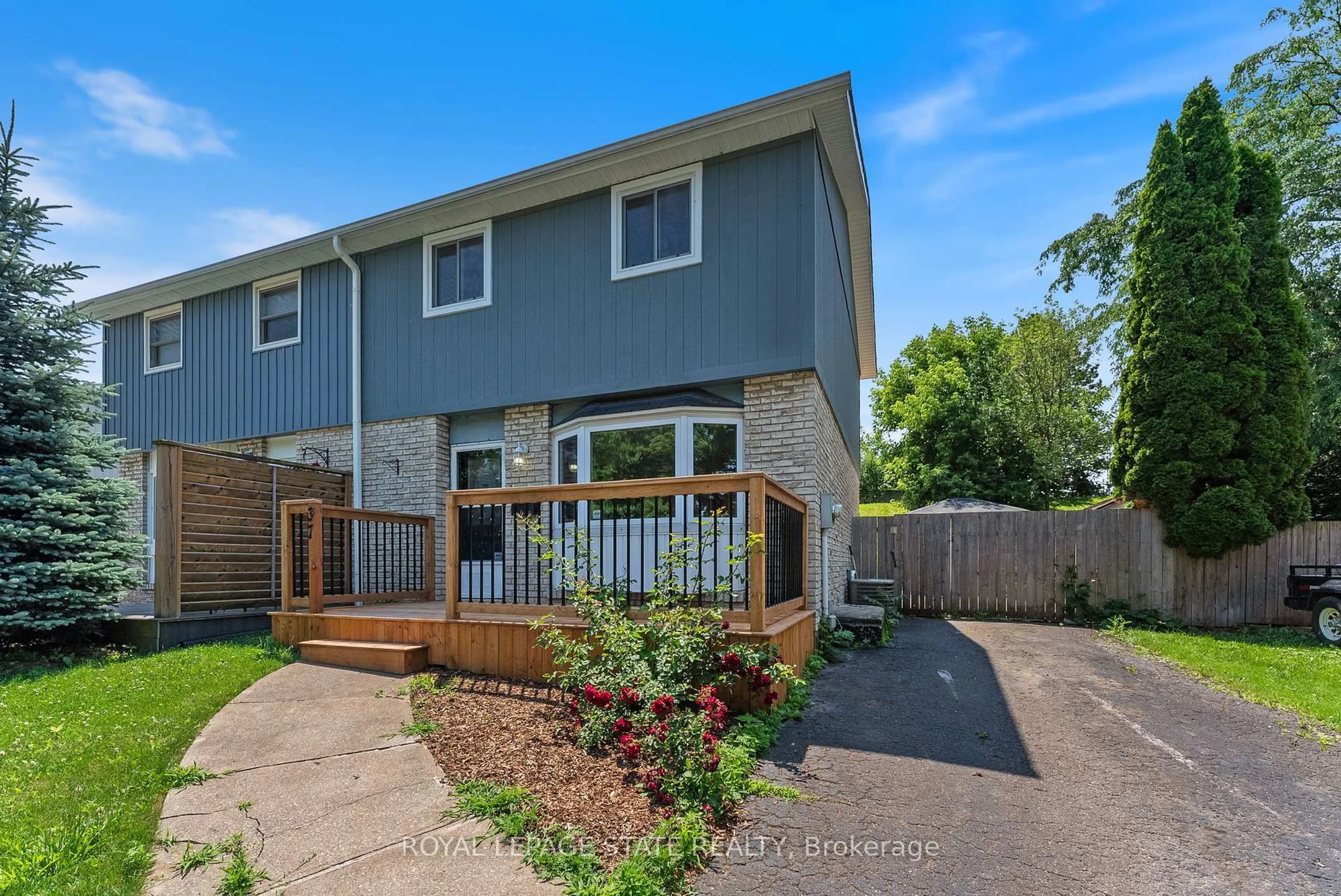 Unknown for 37 Birchpark Dr, Grimsby Ontario L3M 4M9