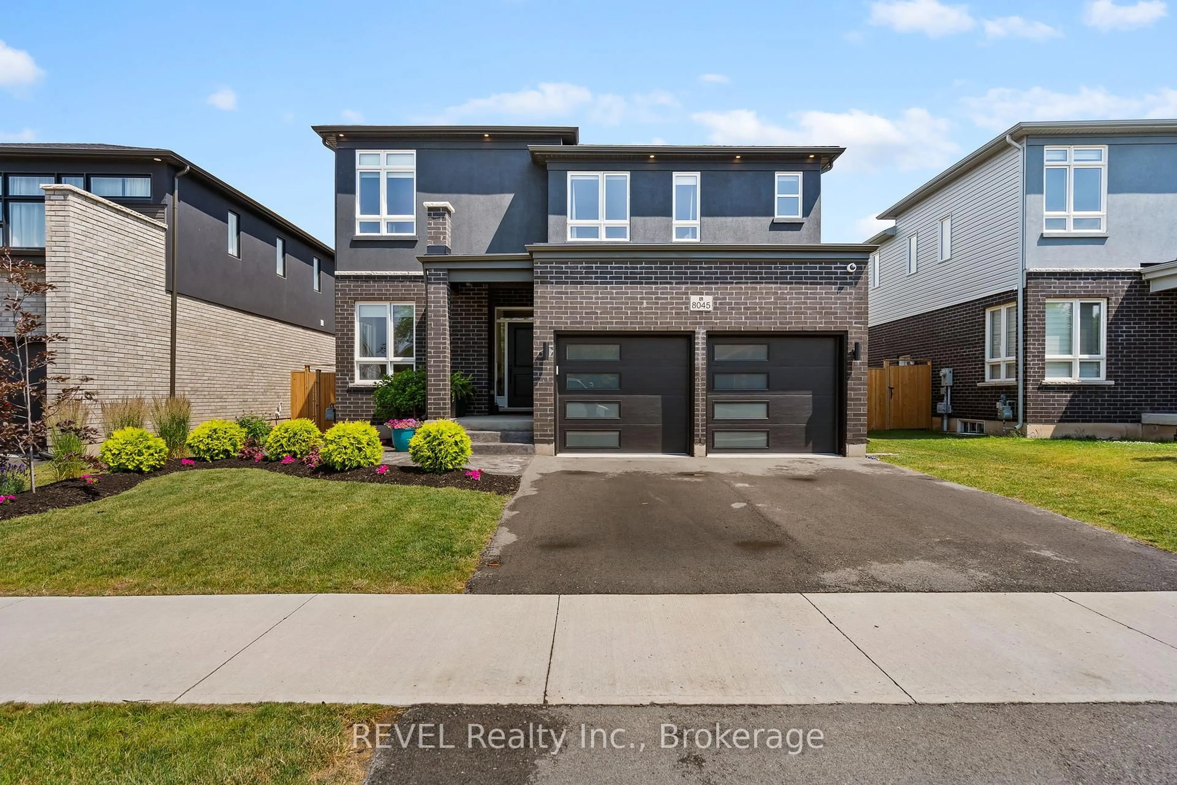 Home with brick exterior material, street for 8045 Brookside Dr, Niagara Falls Ontario L2H 3T9