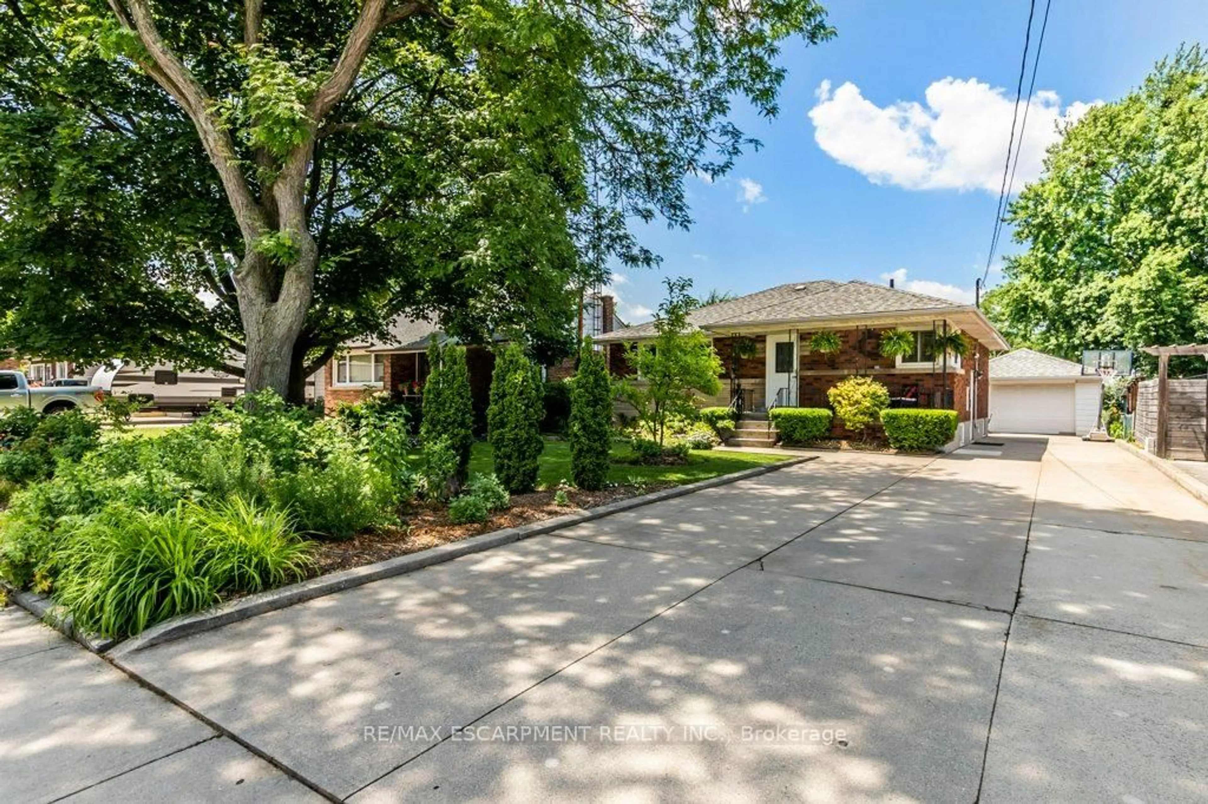Unknown for 86 Dana Dr, Hamilton Ontario L9A 3H8