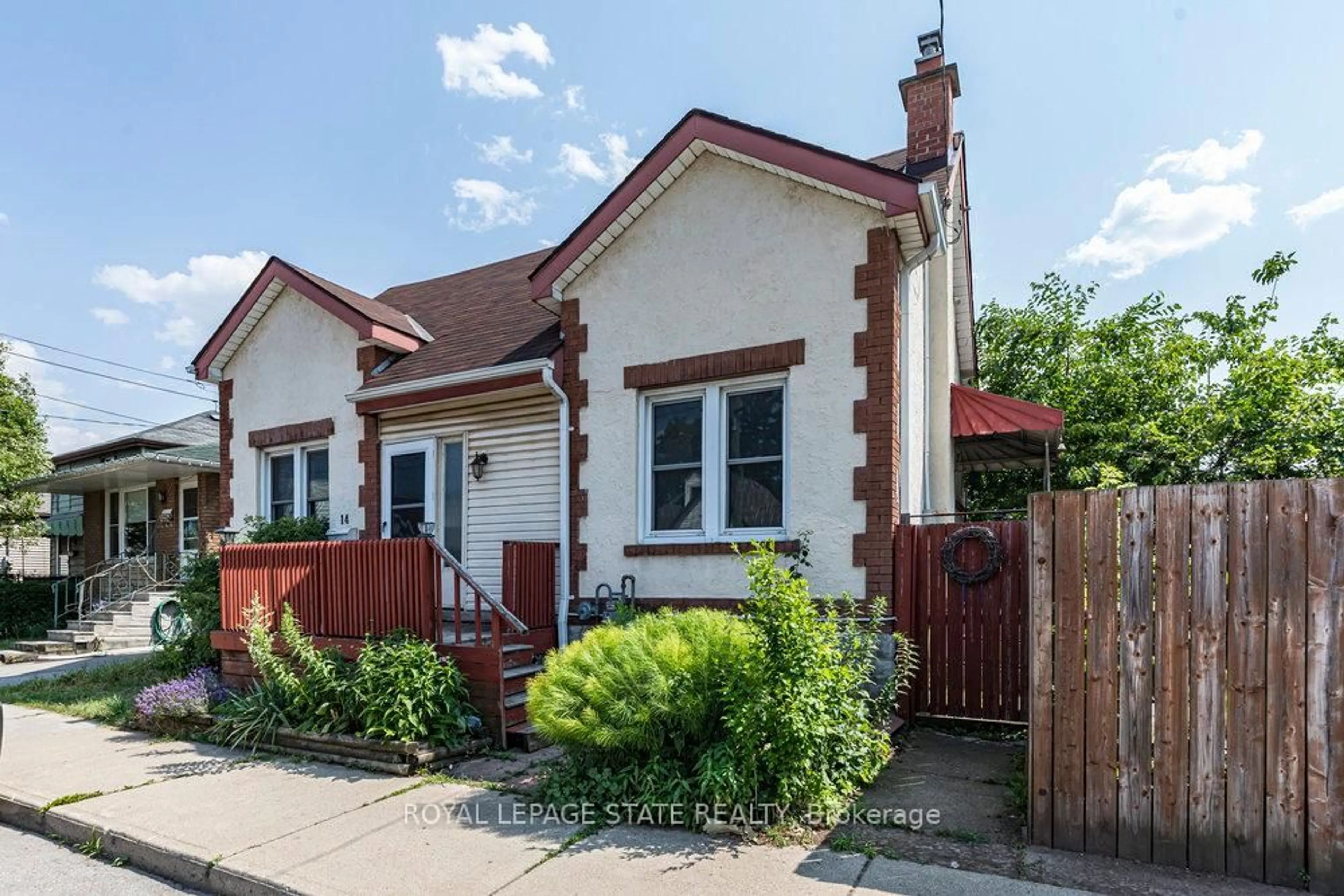 Unknown for 14 Allan Ave, Hamilton Ontario L8H 2C9