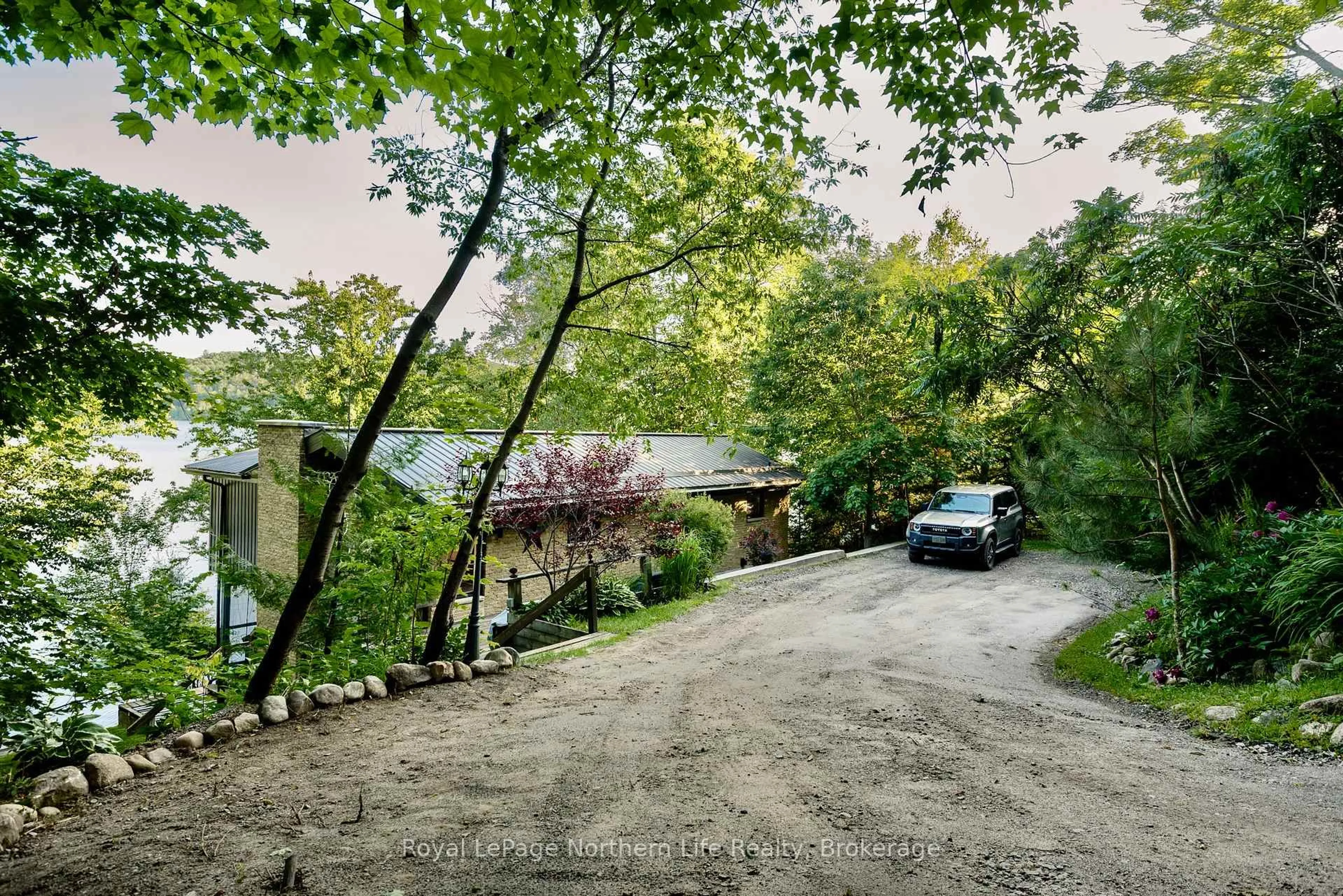 A pic from outside/outdoor area/front of a property/back of a property/a pic from drone, street for 375 Northshore Rd, North Bay Ontario P1B 8G4