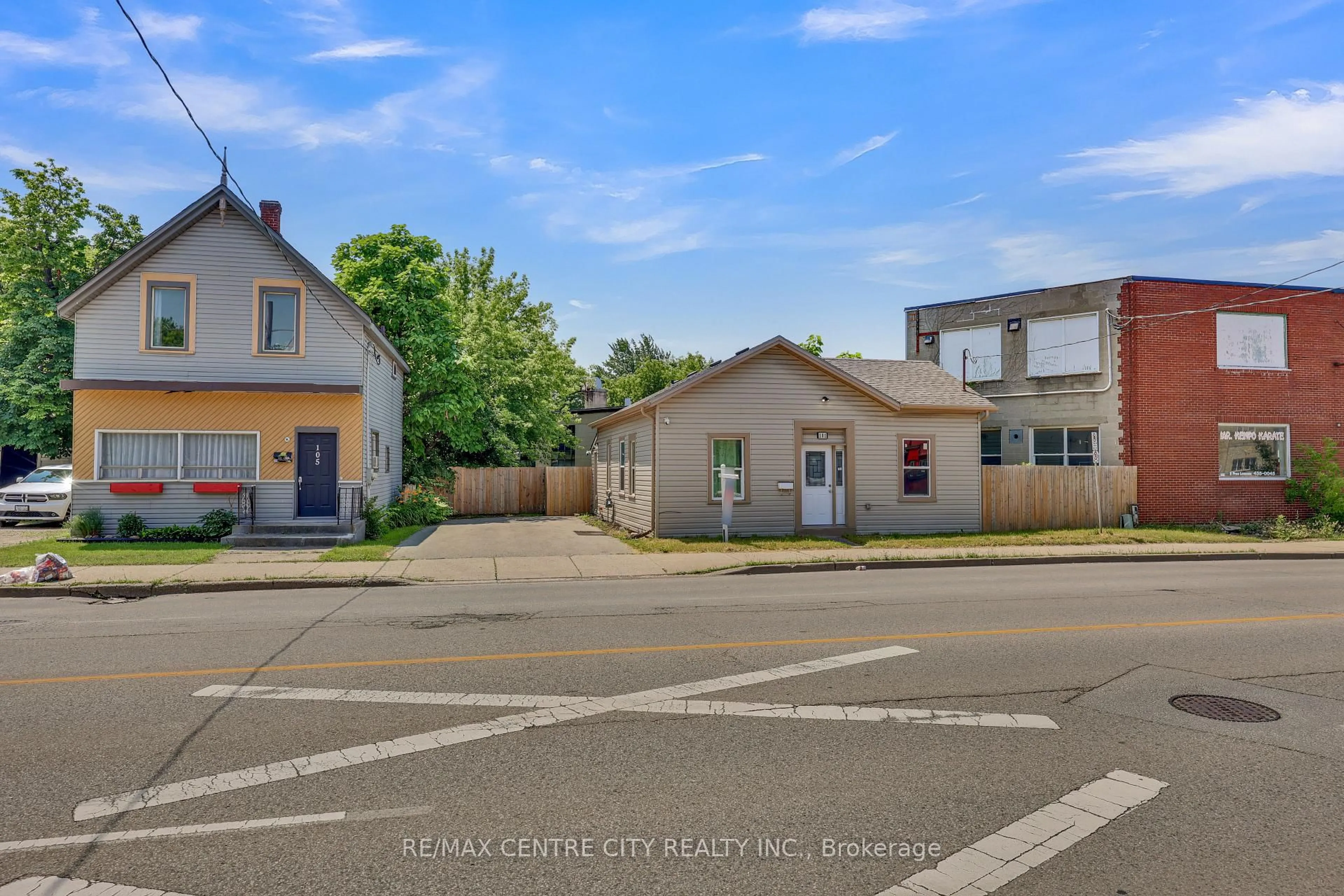 A pic from outside/outdoor area/front of a property/back of a property/a pic from drone, street for 101 Hamilton Rd, London East Ontario N6B 1N2