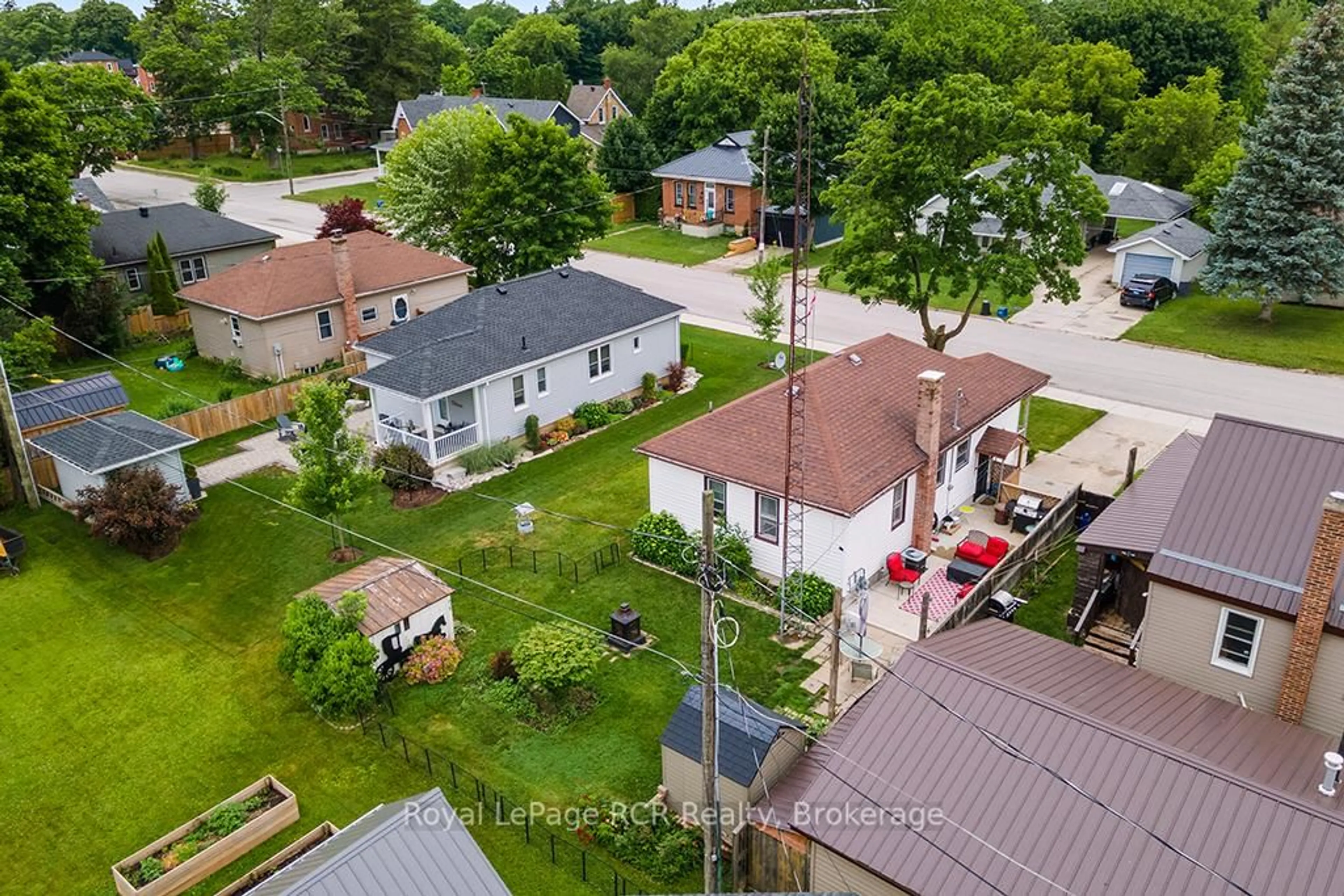 A pic from outside/outdoor area/front of a property/back of a property/a pic from drone, street for 57 7th St SE St, Arran-Elderslie Ontario N0G 1L0