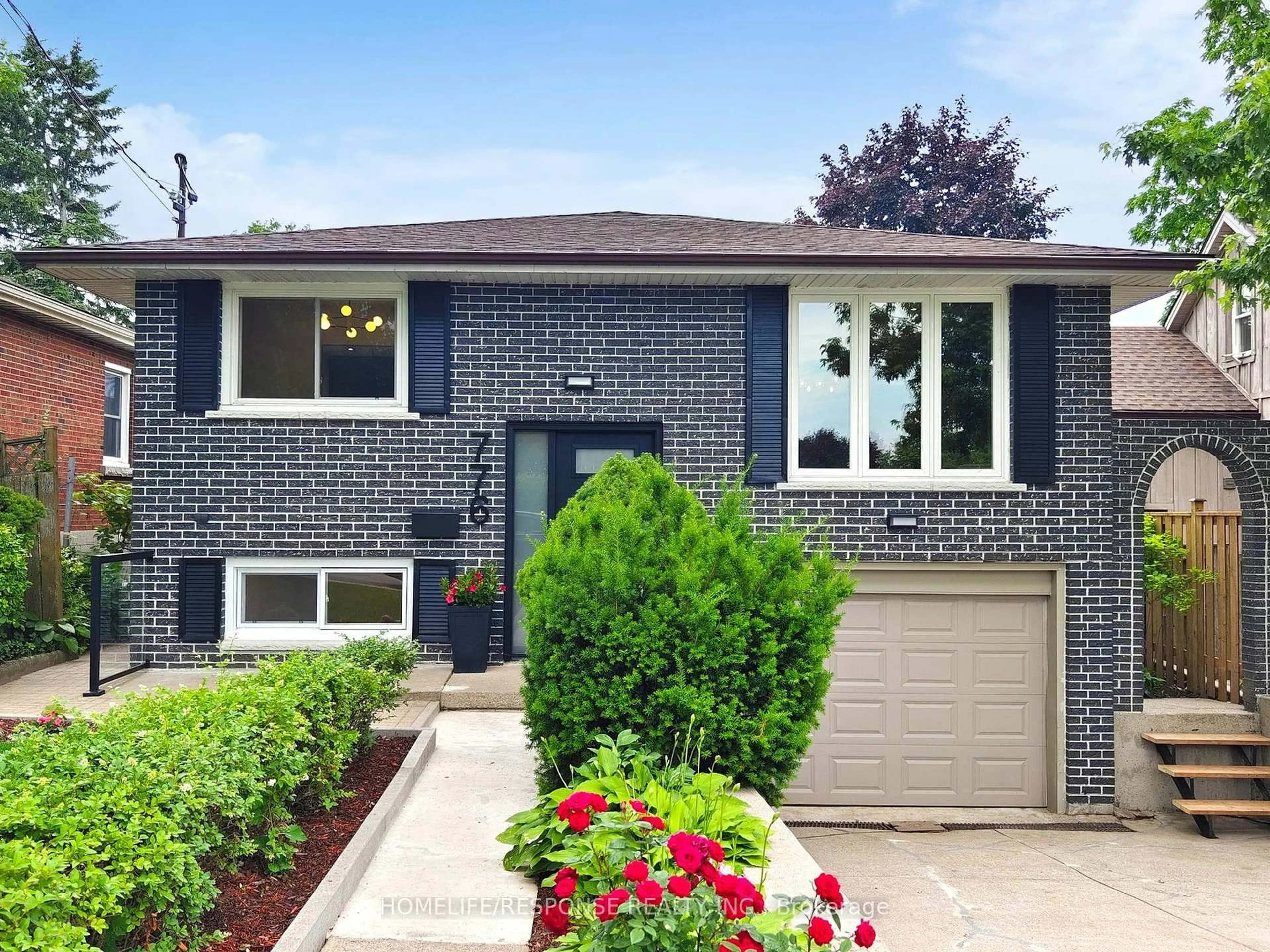 Home with brick exterior material, street for 776 GARTH St, Hamilton Ontario L9C 4K4