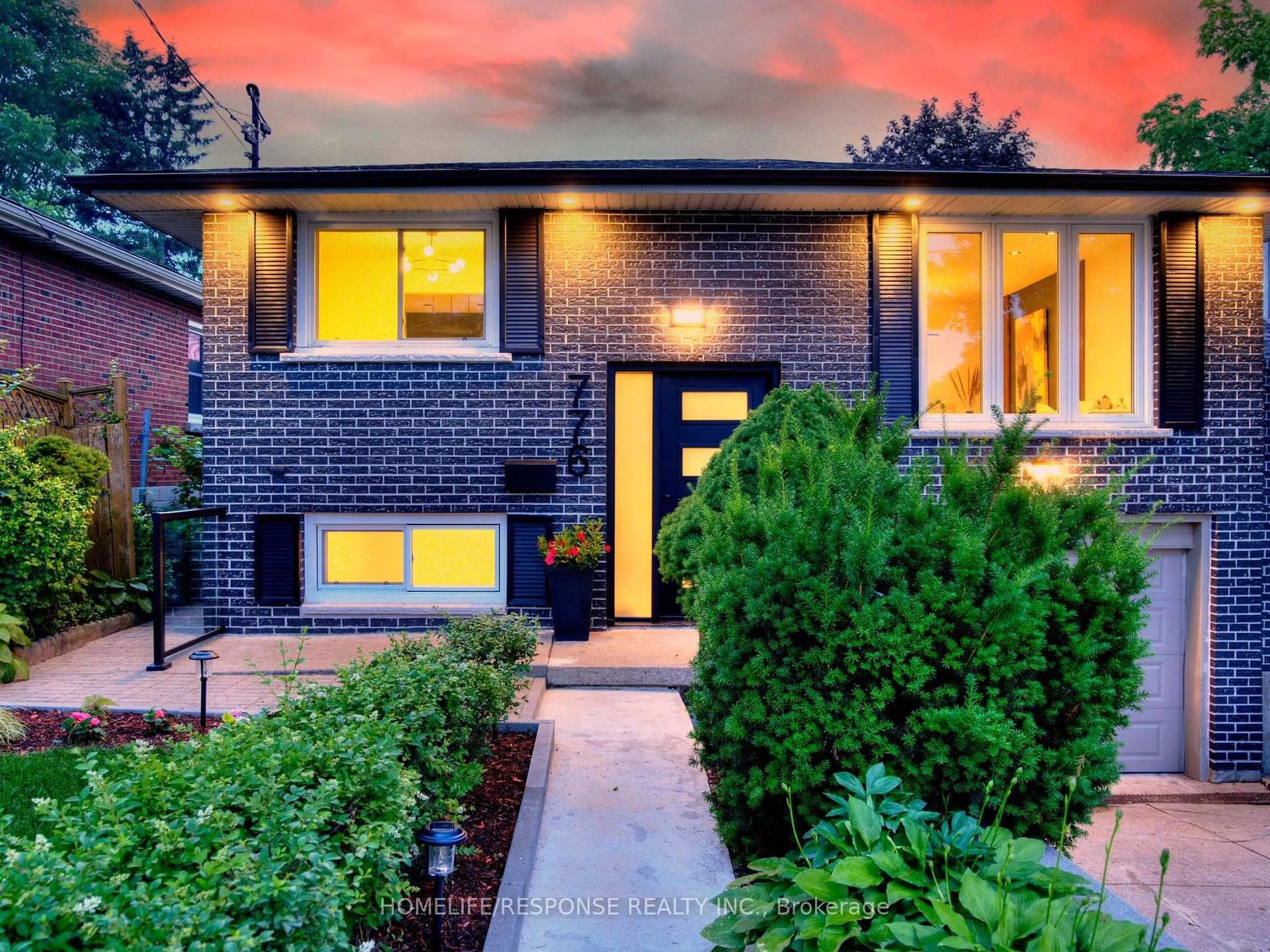 Home with brick exterior material, street for 776 GARTH St, Hamilton Ontario L9C 4K4
