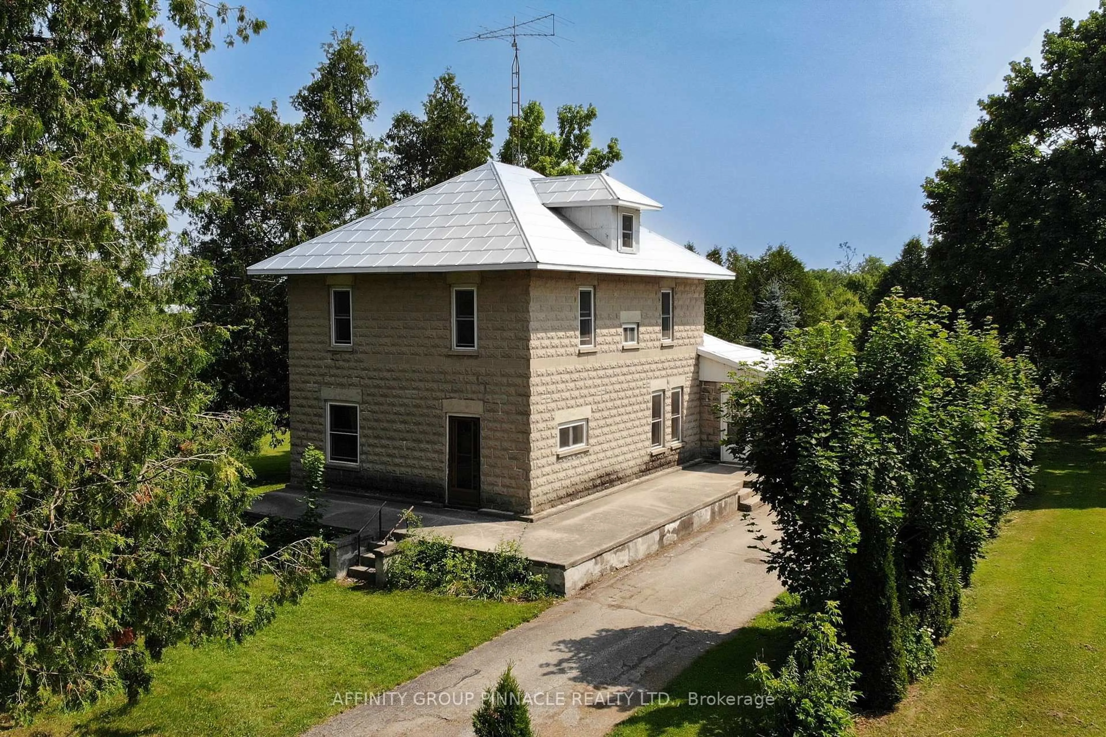 A pic from outside/outdoor area/front of a property/back of a property/a pic from drone, building for 1850 Victoria Rd, Kawartha Lakes Ontario K0M 2B0