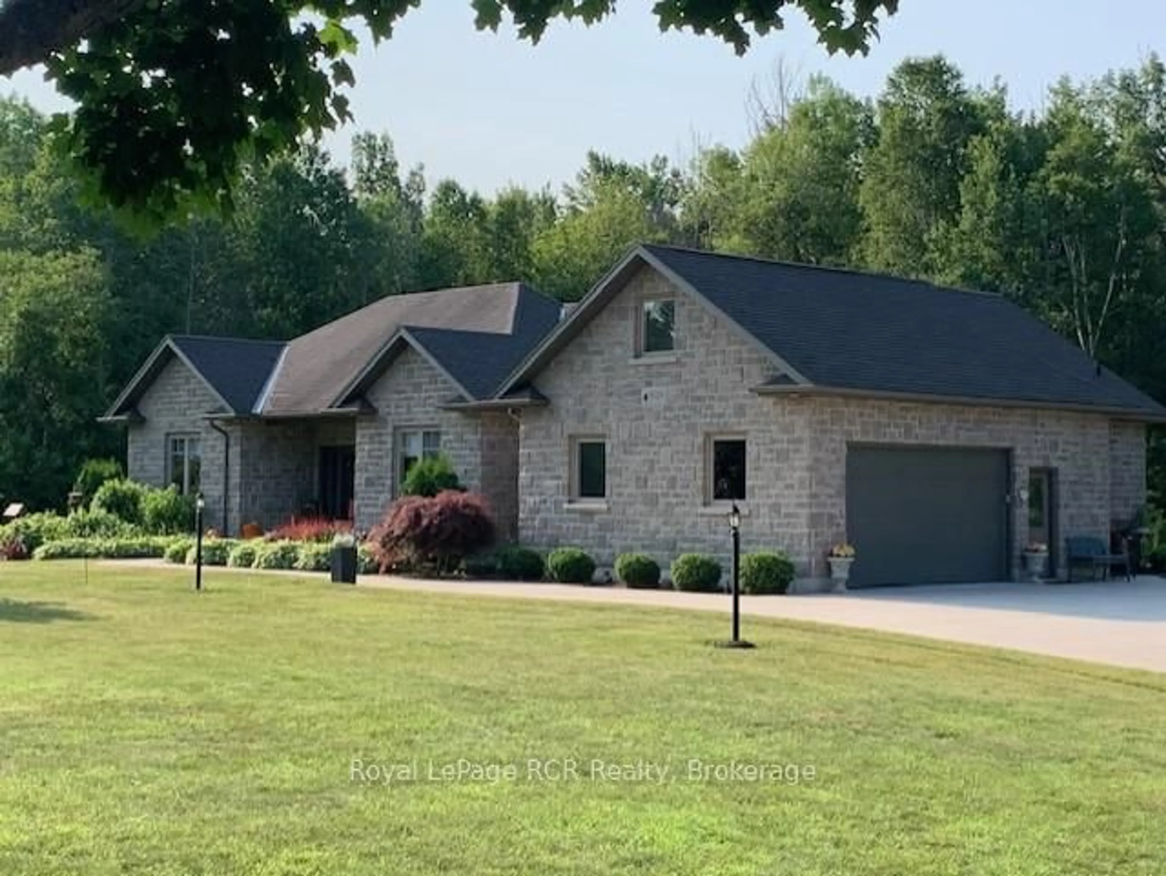 Home with brick exterior material, unknown for 1626 Silver Lake RD Rd, South Bruce Peninsula Ontario N0H 2T0