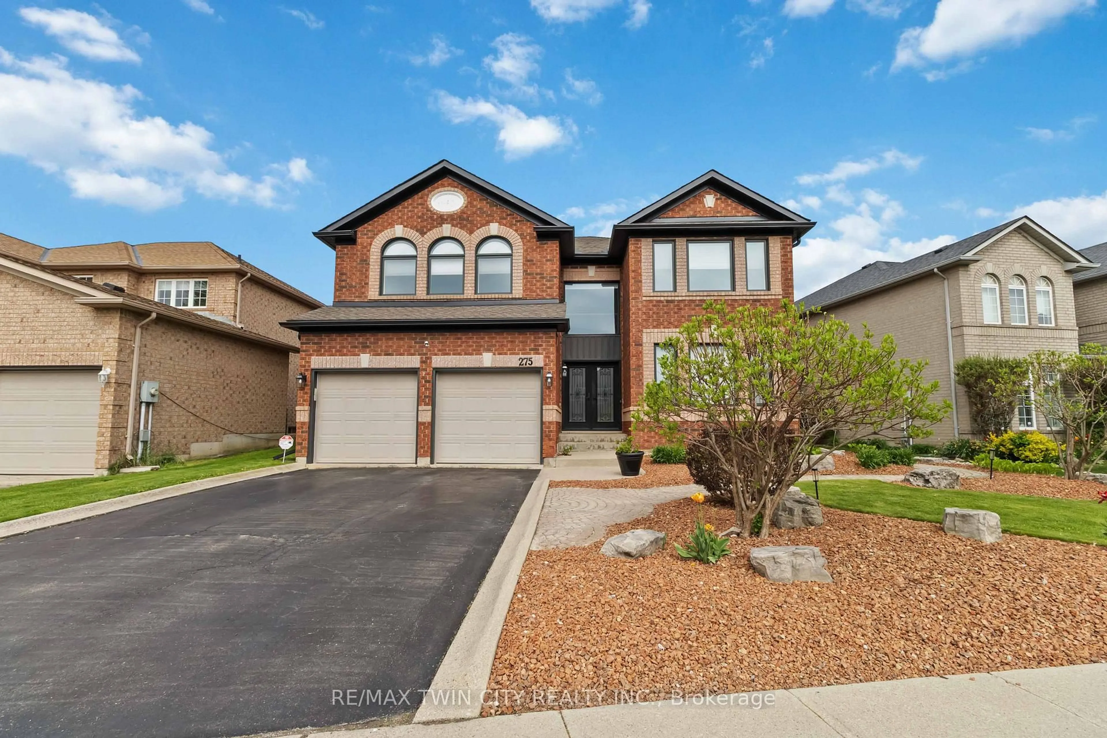 Home with brick exterior material, street for 275 Granite Hill Rd, Cambridge Ontario N1T 1V8