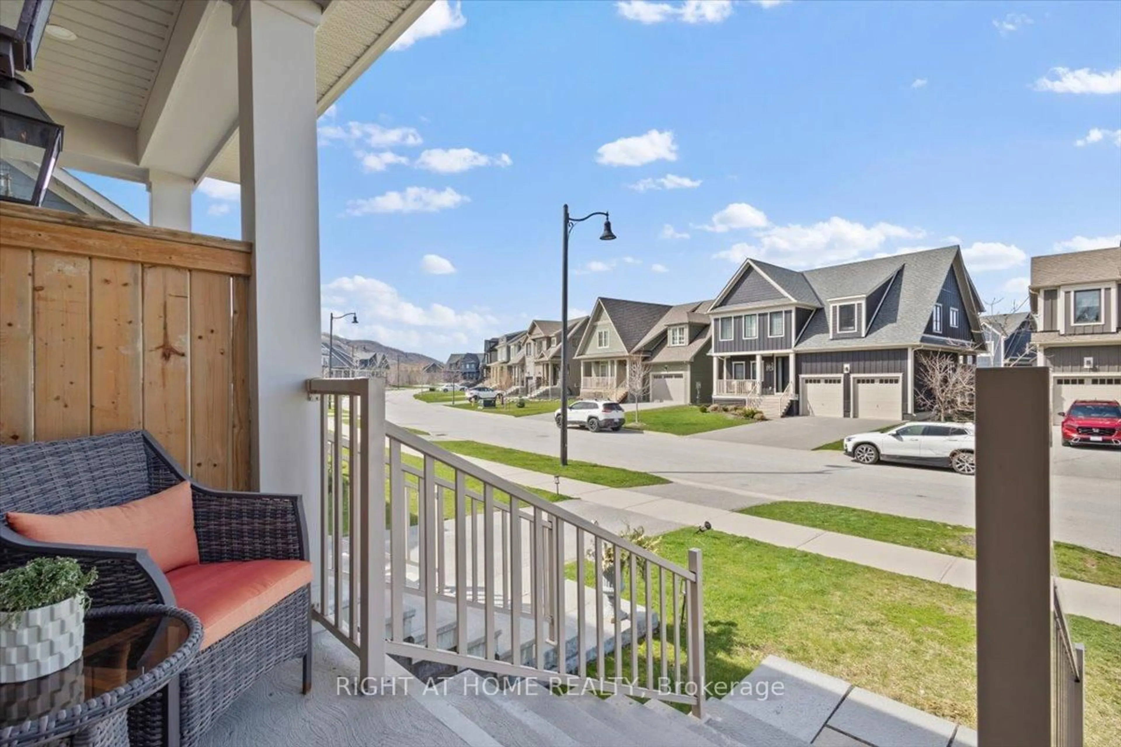 Patio, unknown for 206 Yellow Birch Cres, Blue Mountains Ontario L9Y 0Z3
