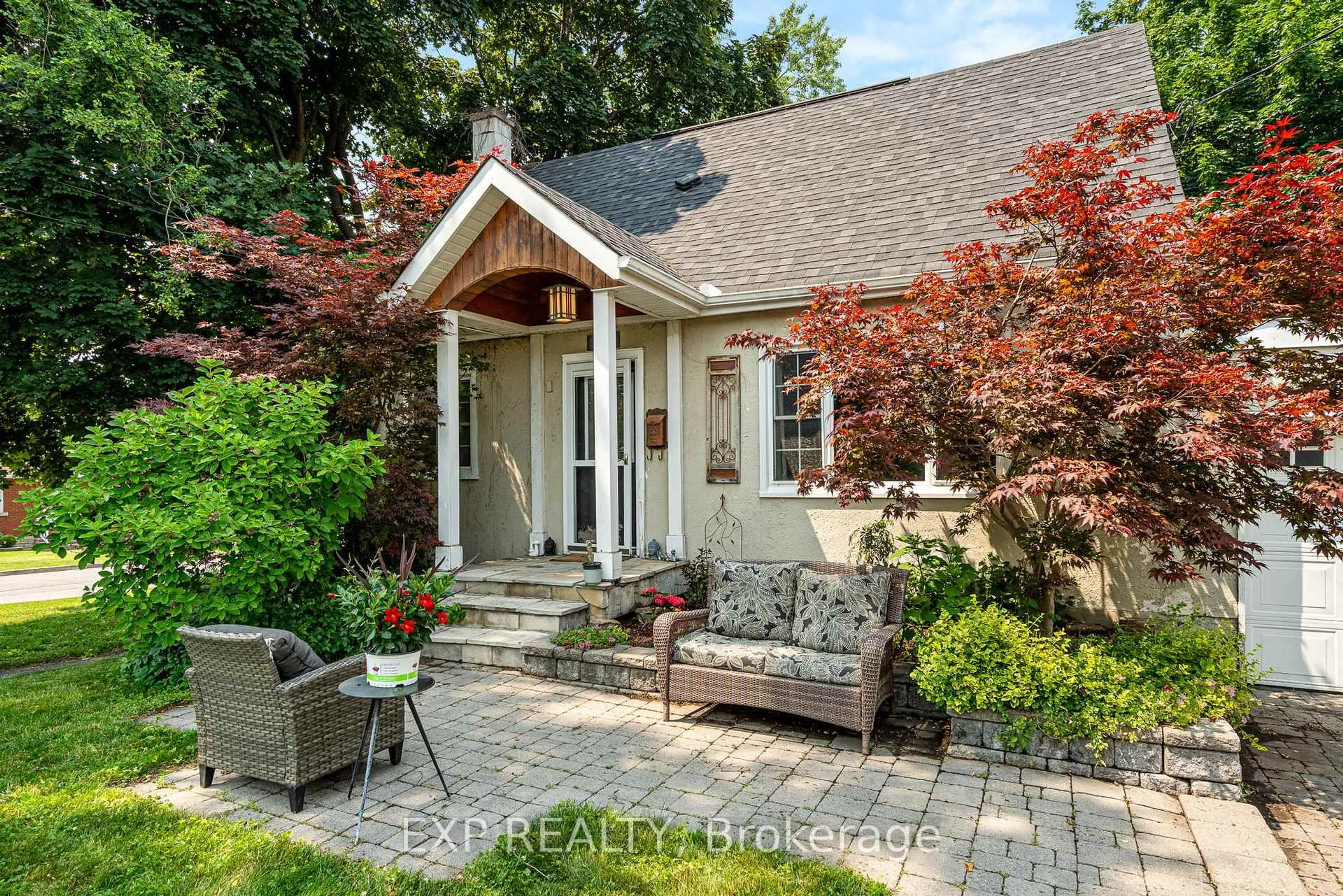 Home with brick exterior material, street for 421 Greenwood Ave, Ottawa Ontario K2A 0X5