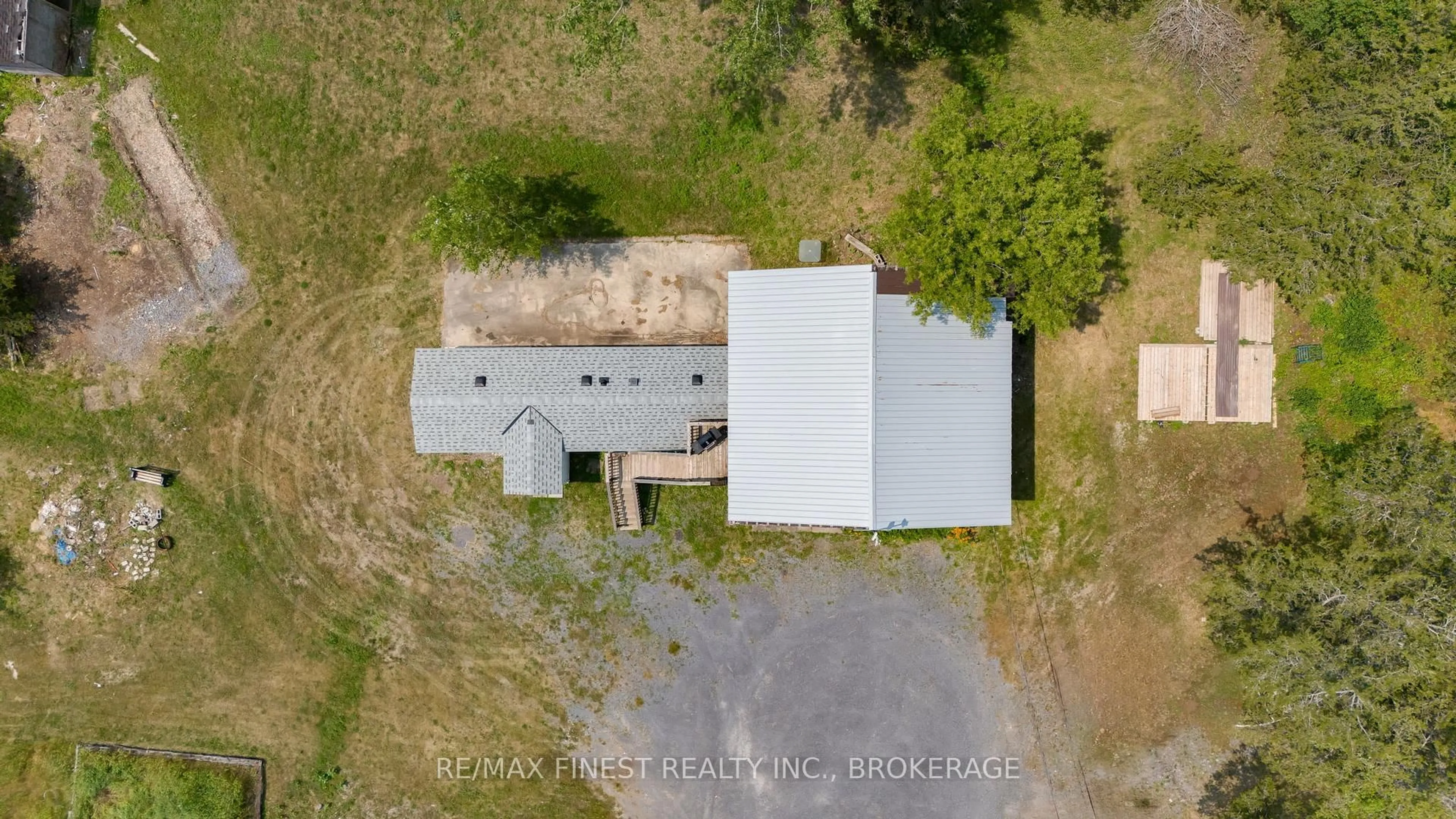 A pic from outside/outdoor area/front of a property/back of a property/a pic from drone, building for 780 Wing Rd, Bissett Creek Ontario K0H 2H0