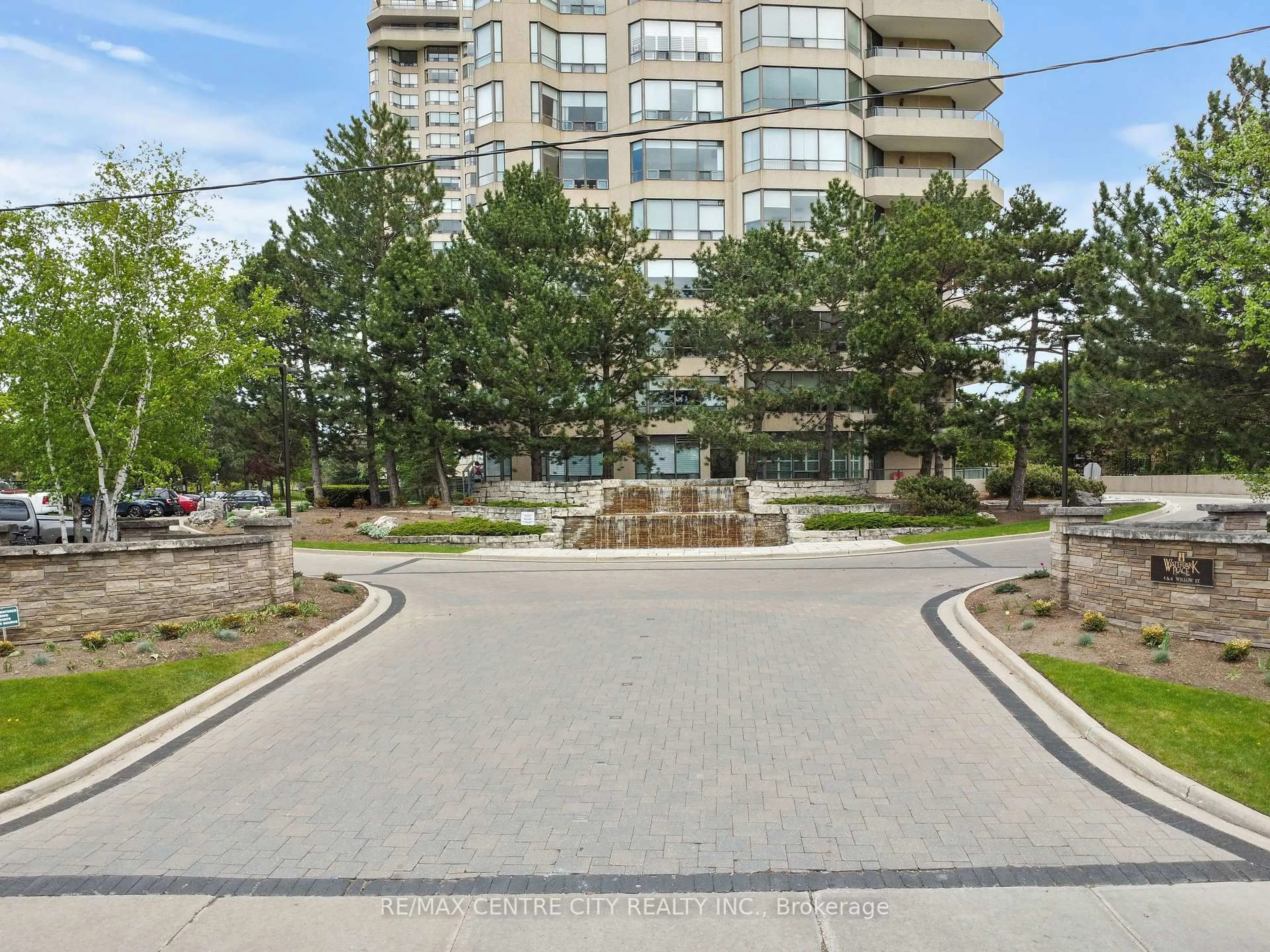 Unknown for 4 Willow St #808, Waterloo Ontario N2J 4S2