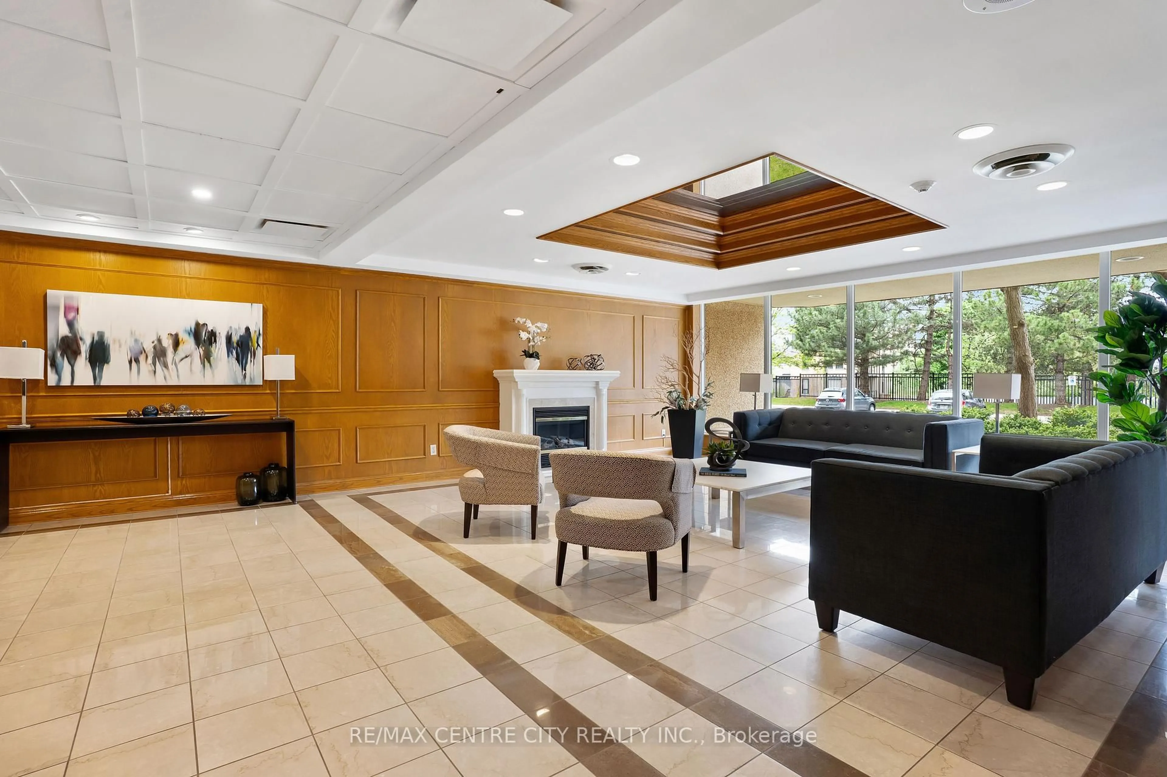 Lobby for 4 Willow St #808, Waterloo Ontario N2J 4S2