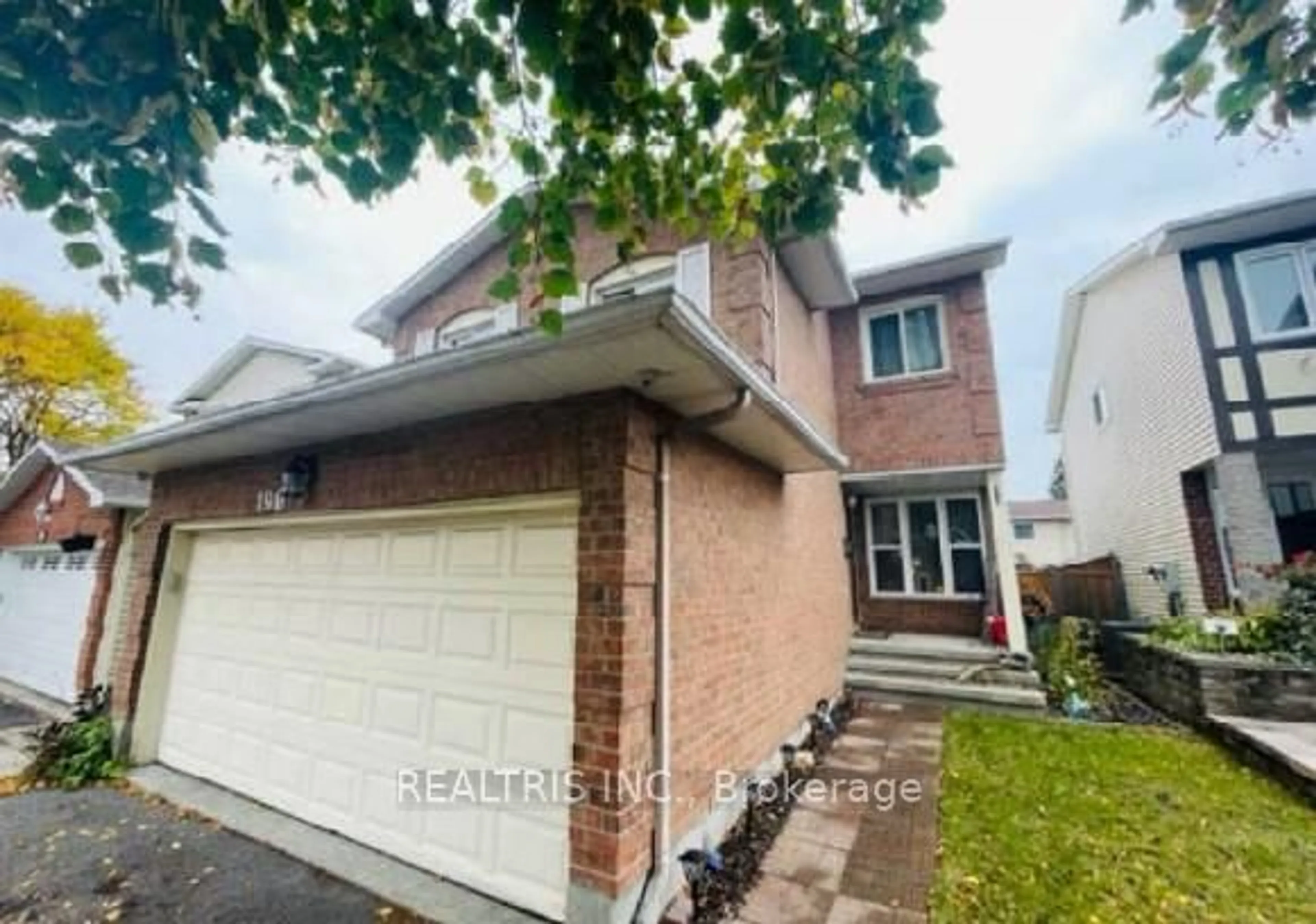 Home with brick exterior material, street for 1905 Des Epinettes Ave, Ottawa Ontario K1C 6P5